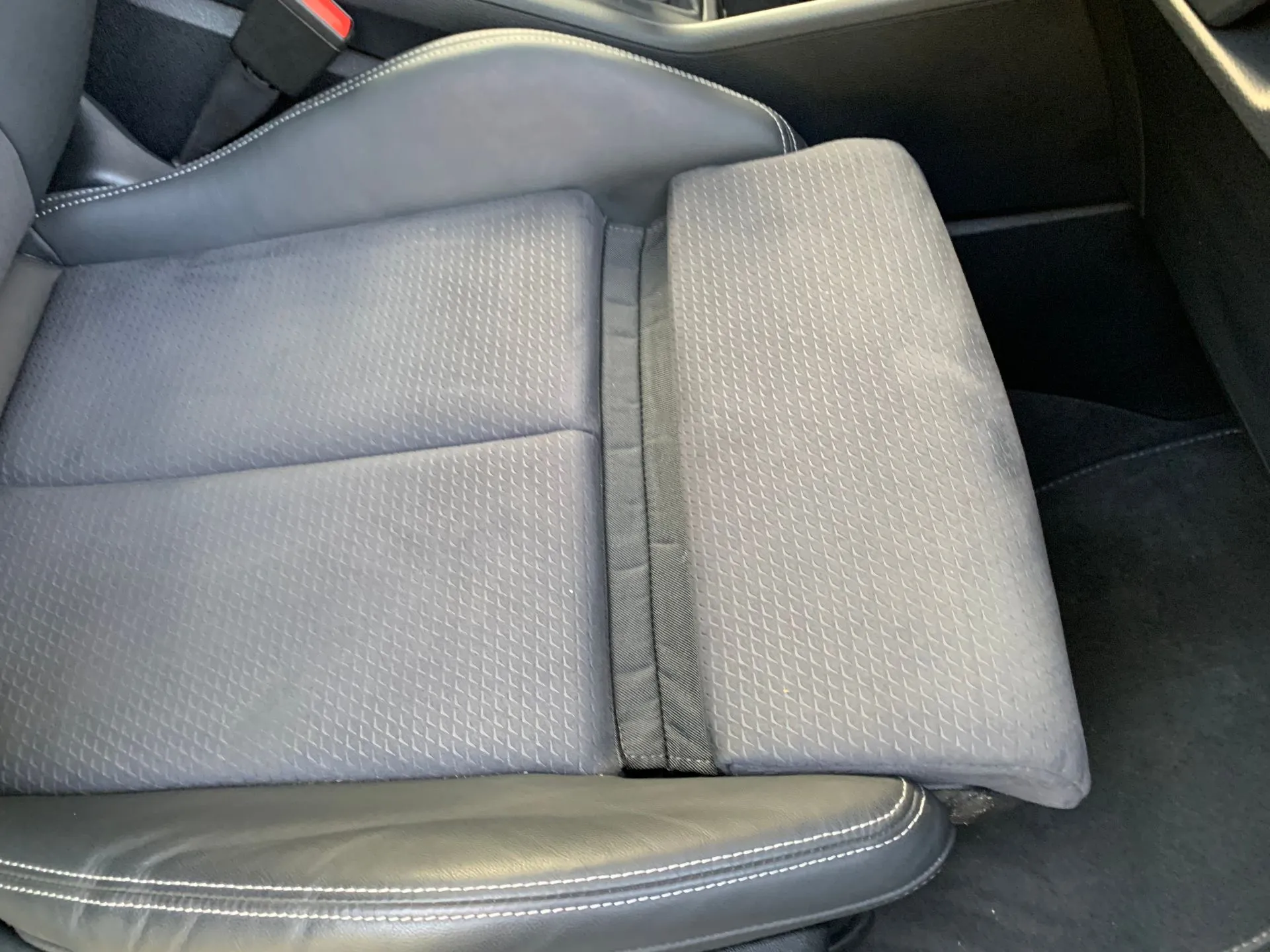 Conjunto de bancos AUDI Q3 Sportback (F3N) Imagem-9