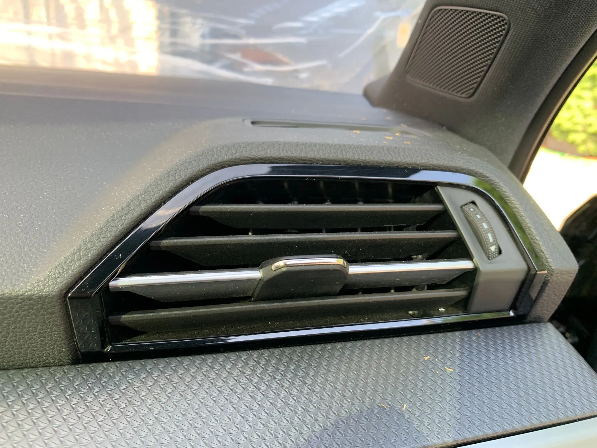 Diffuseur / sortie d’air AUDI Q3 Sportback (F3N)