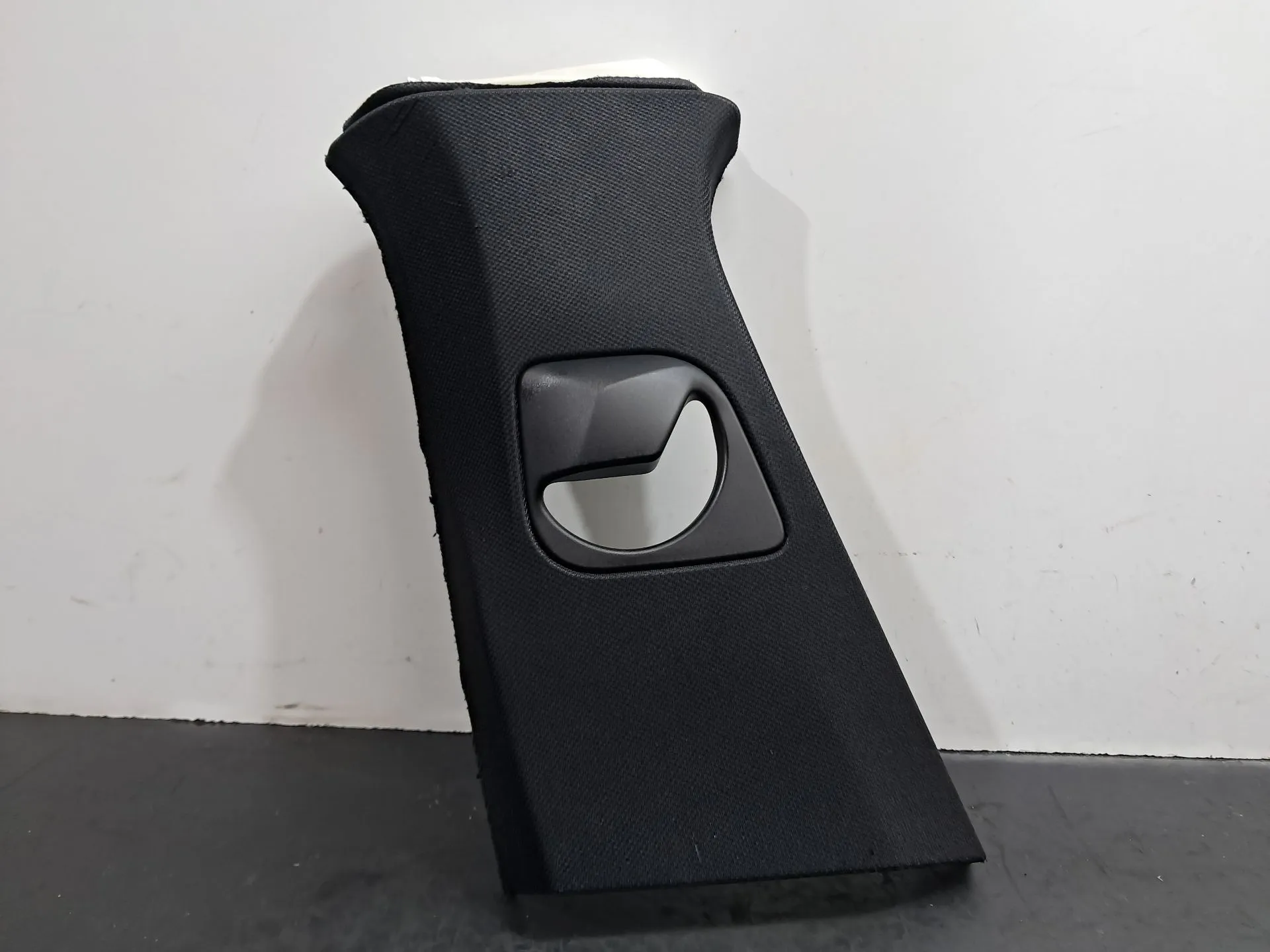 Garnitures montant B gauche BMW X4 (G02, F98)