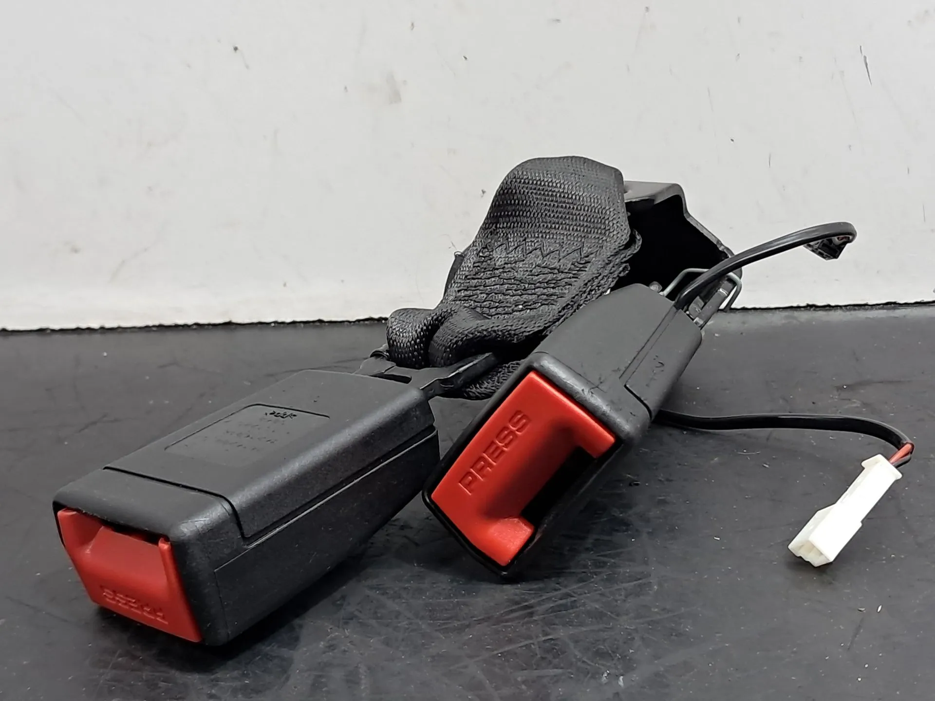 Faisceau ceinture de sécurité BMW X4 (G02, F98) Imagem-5