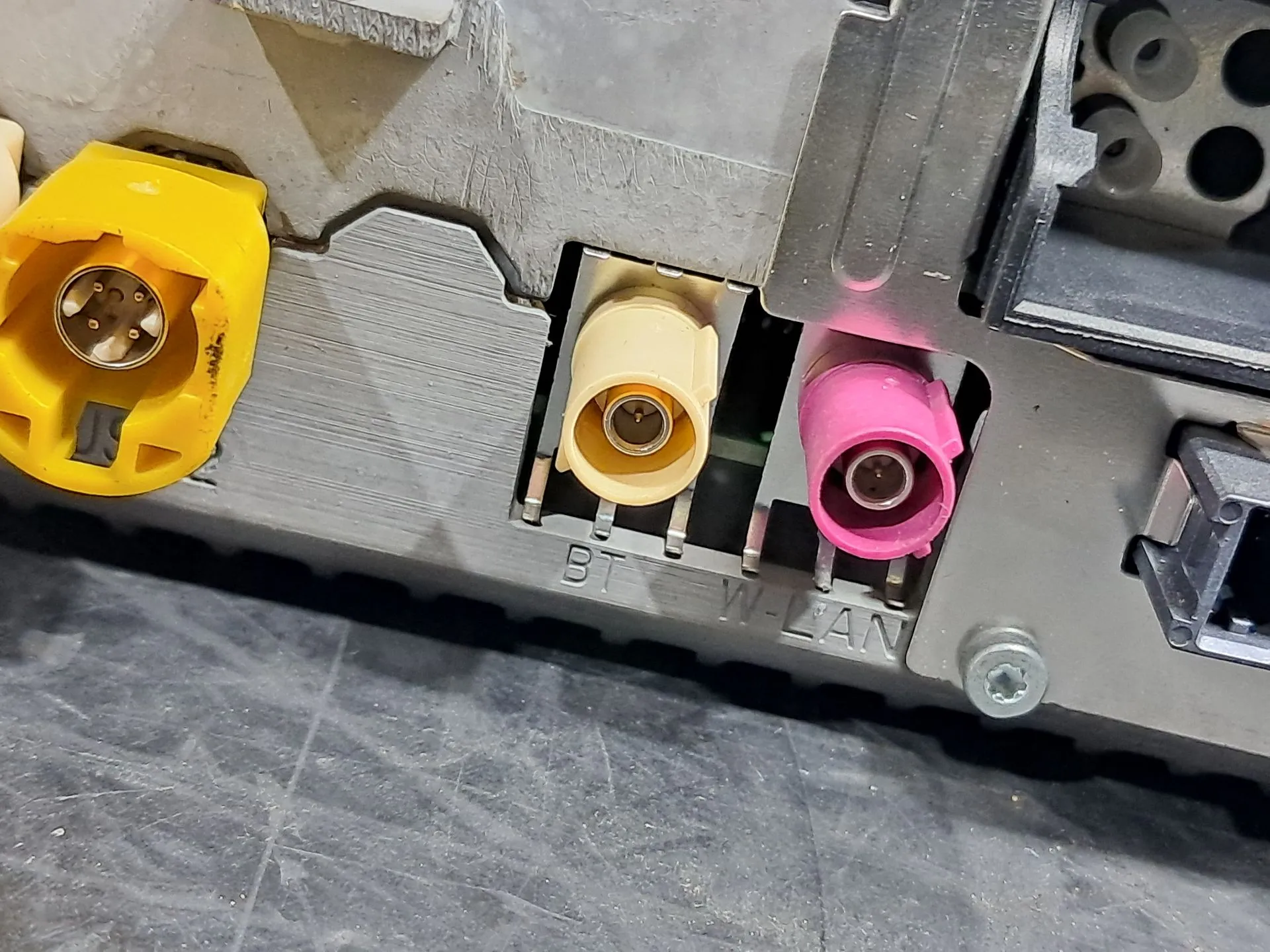 Rádio / auto-rádio BMW X4 (G02, F98) Imagem-5