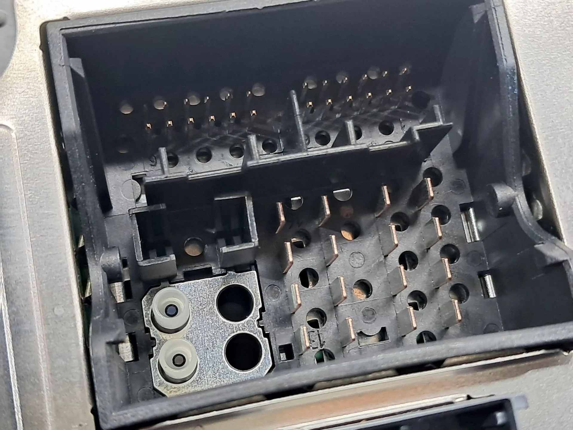 Rádio / auto-rádio BMW X4 (G02, F98) Imagem-8