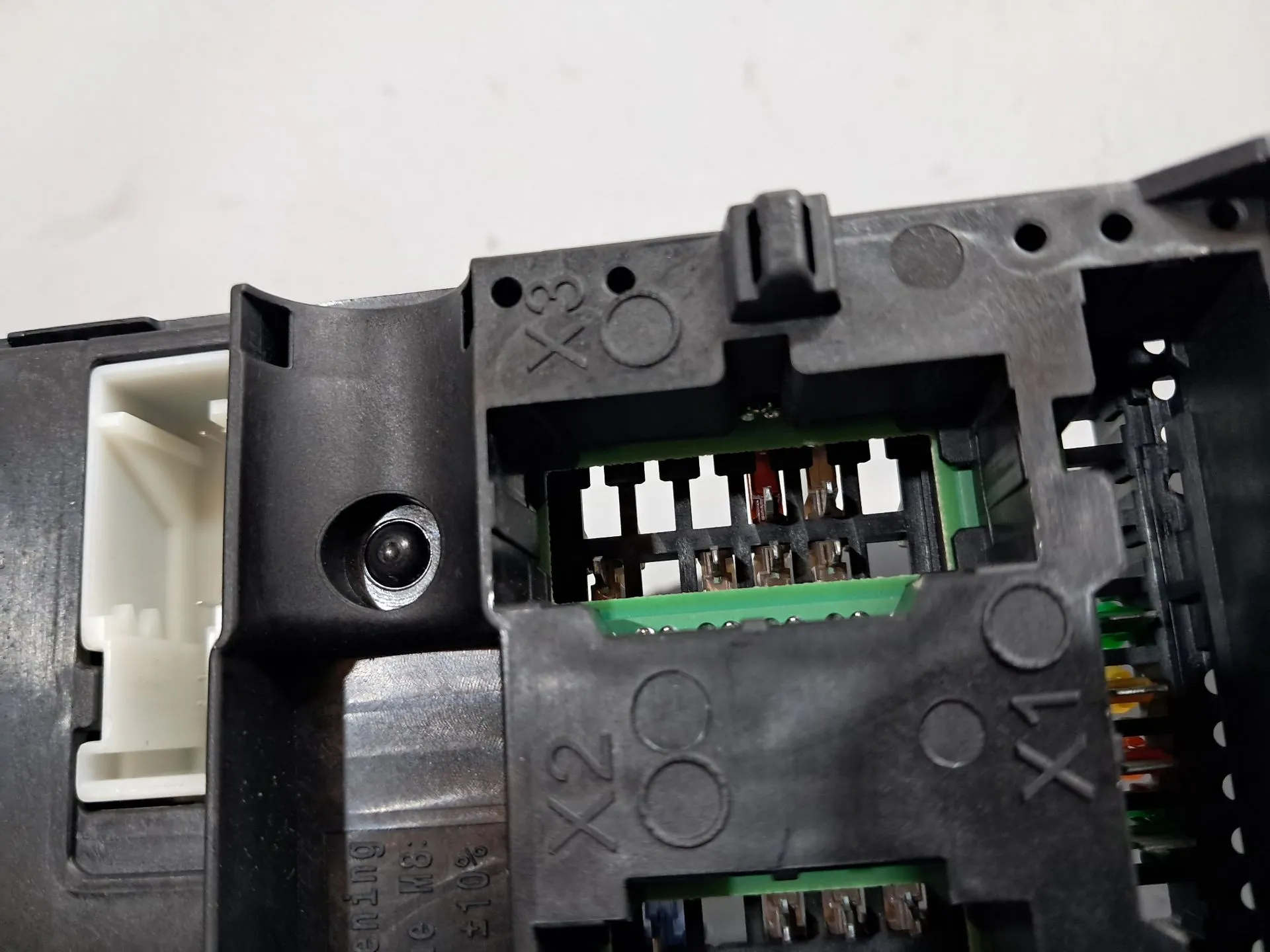 Boîte de fusibles / SAM / BSI BMW X4 (G02, F98) Imagem-4