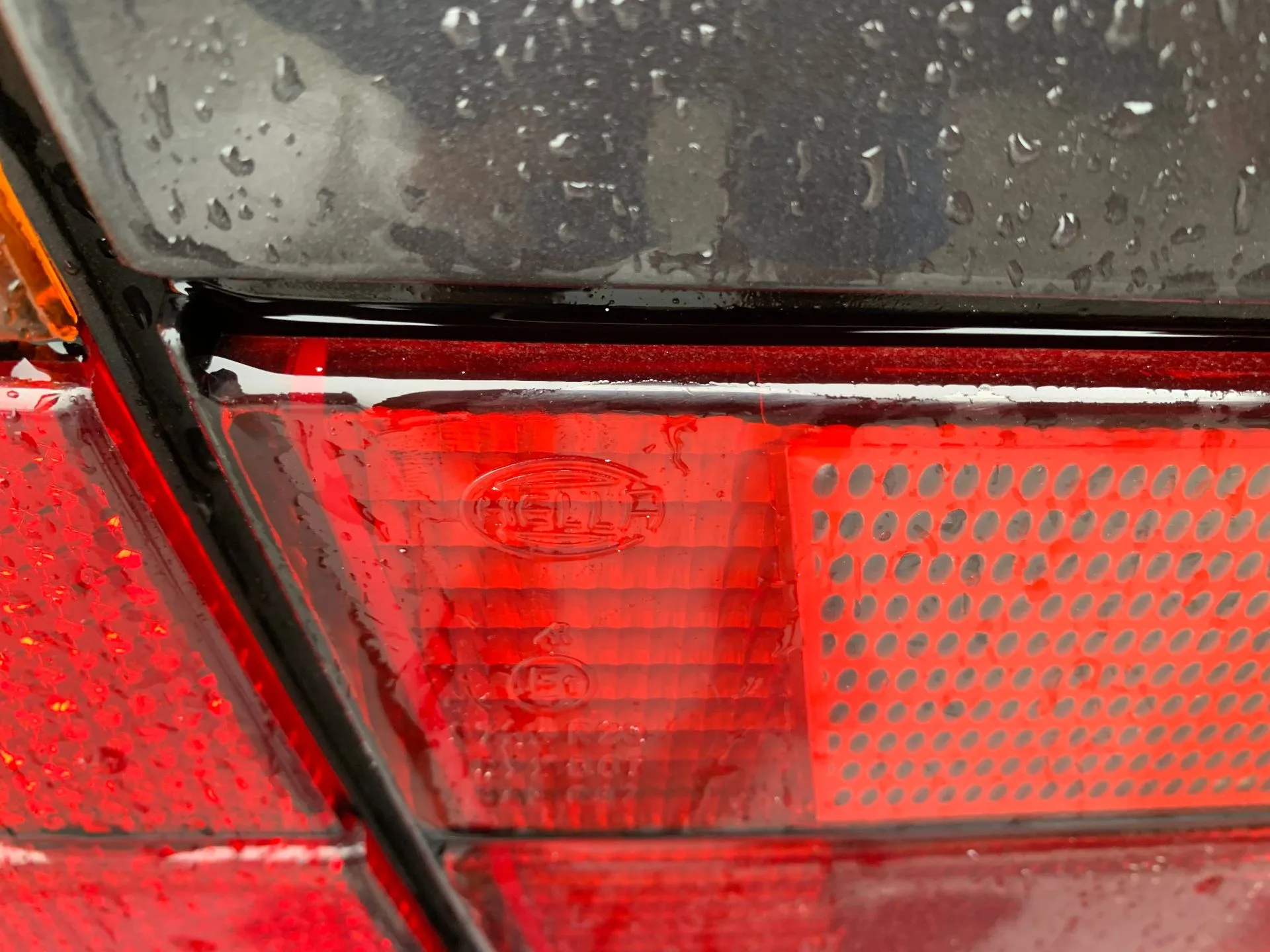 Feu de coffre Gauche BMW 5 (E34) Imagem-1