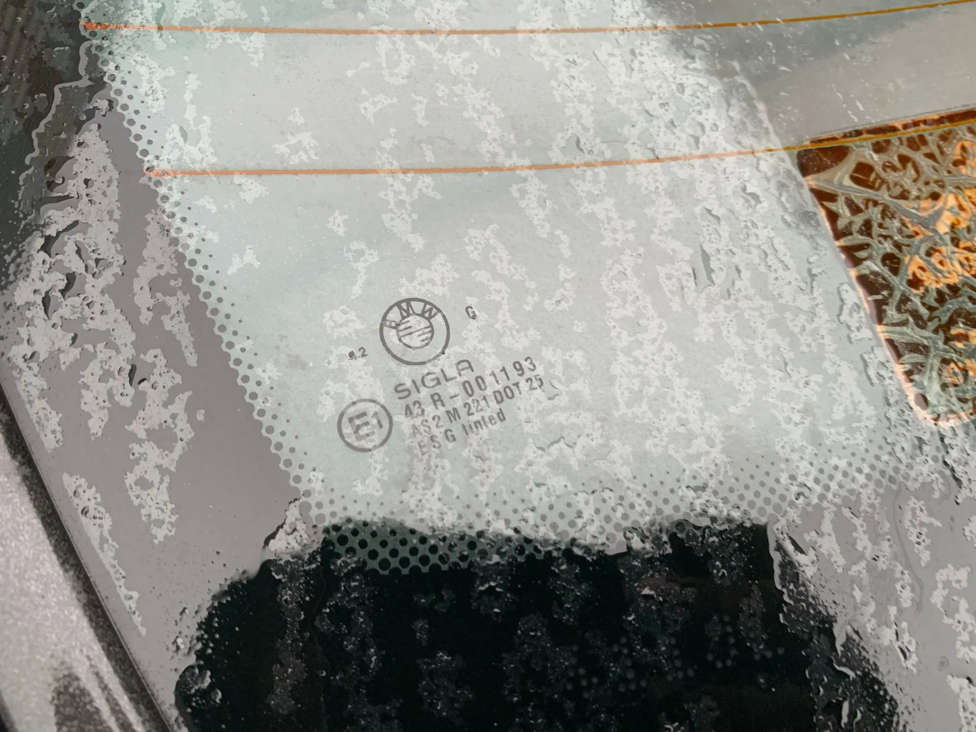 Vitre arrière BMW 5 (E34) Imagem-2