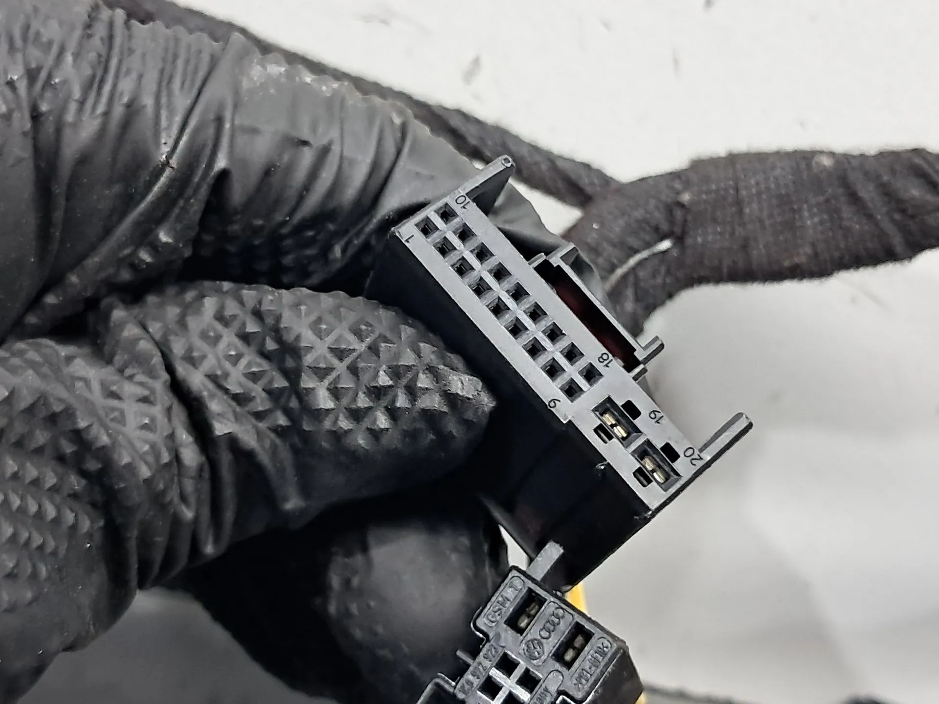 Instalación eléctrica interior / cableado interior AUDI A1 Sportback (8XA, 8XF) Imagem-2