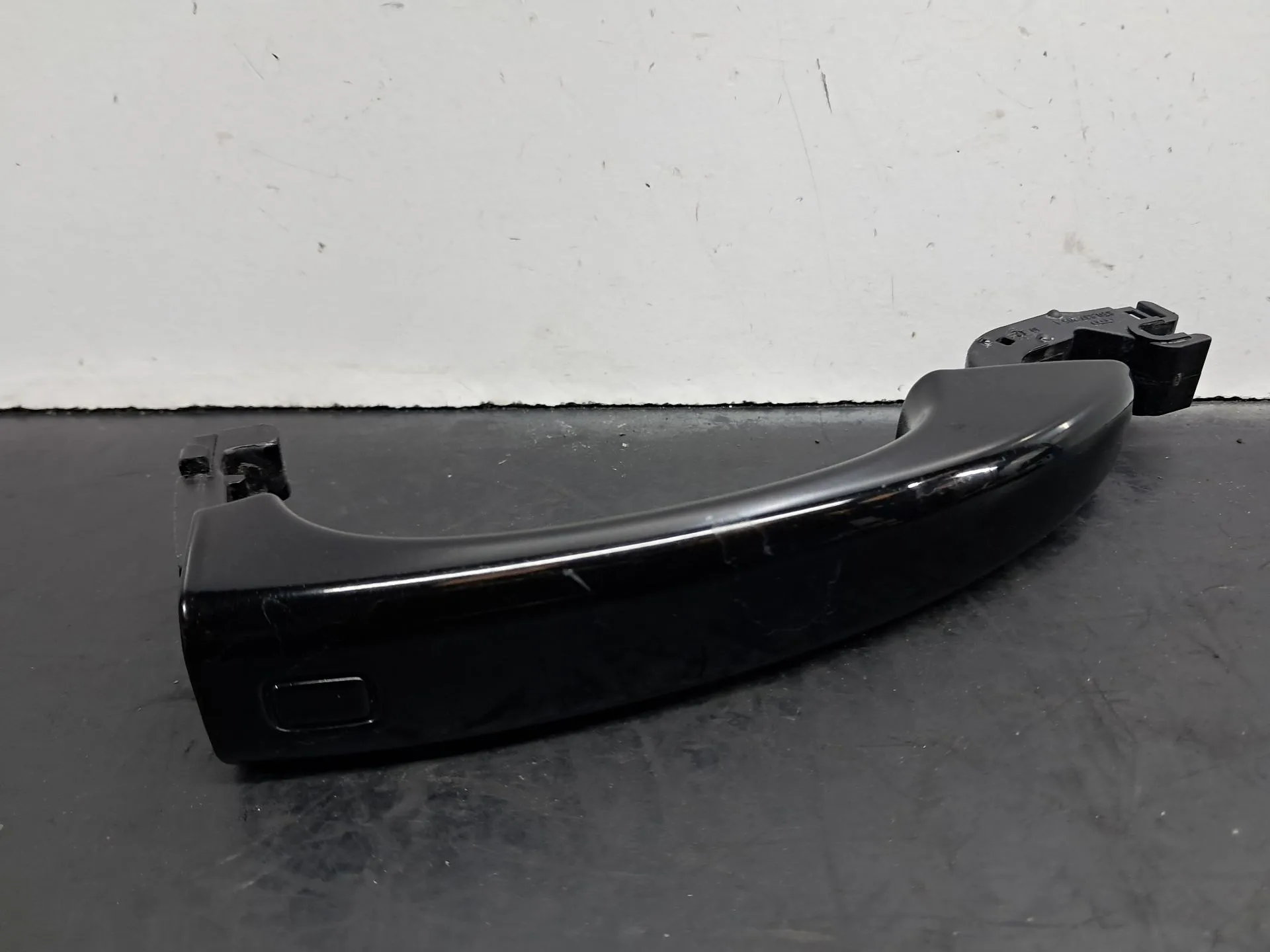 Manija puerta Trasero Izquierdo AUDI A1 Sportback (8XA, 8XF)