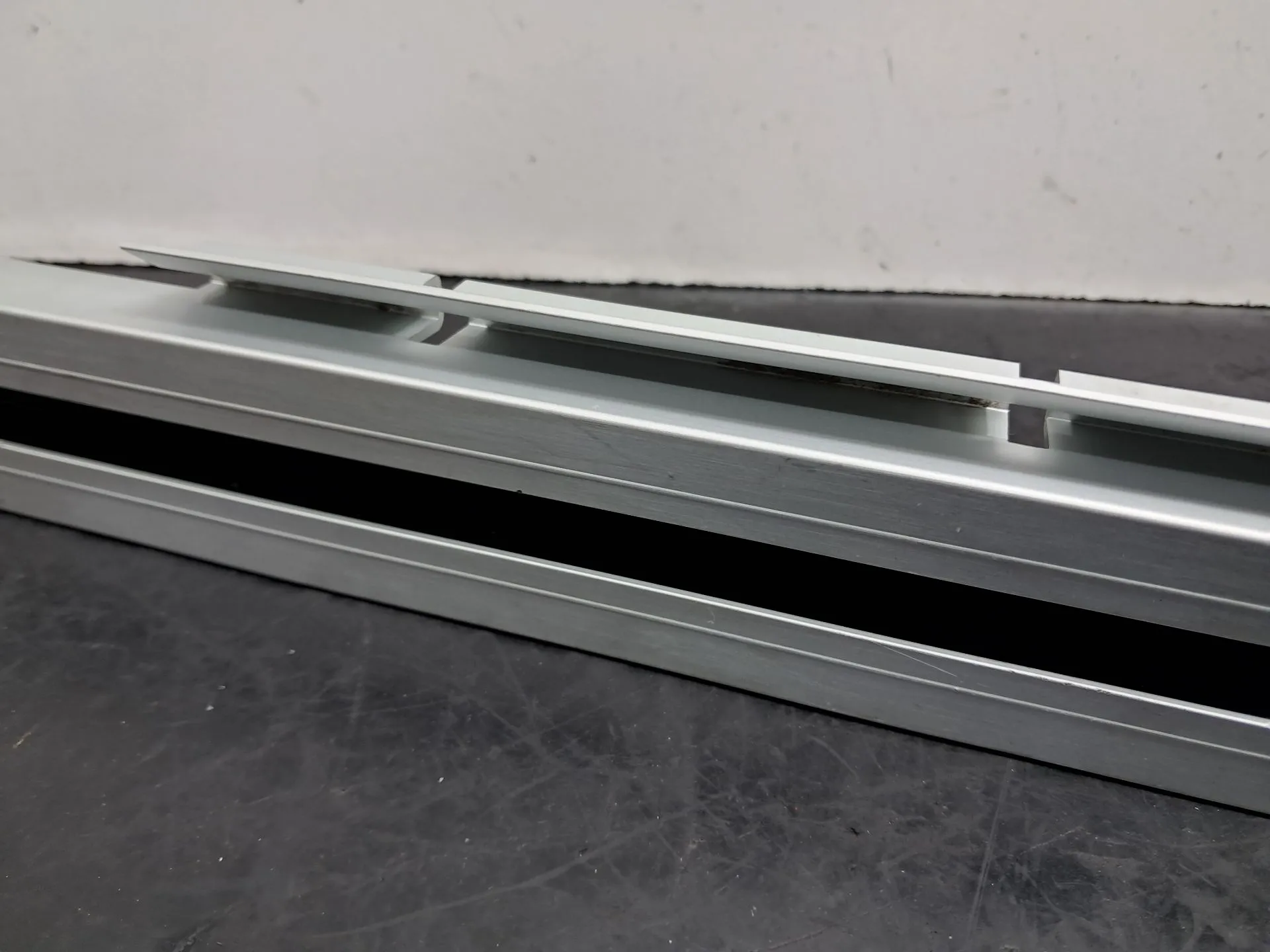 Rolete / Corrediça BMW X4 (G02, F98) Imagem-2