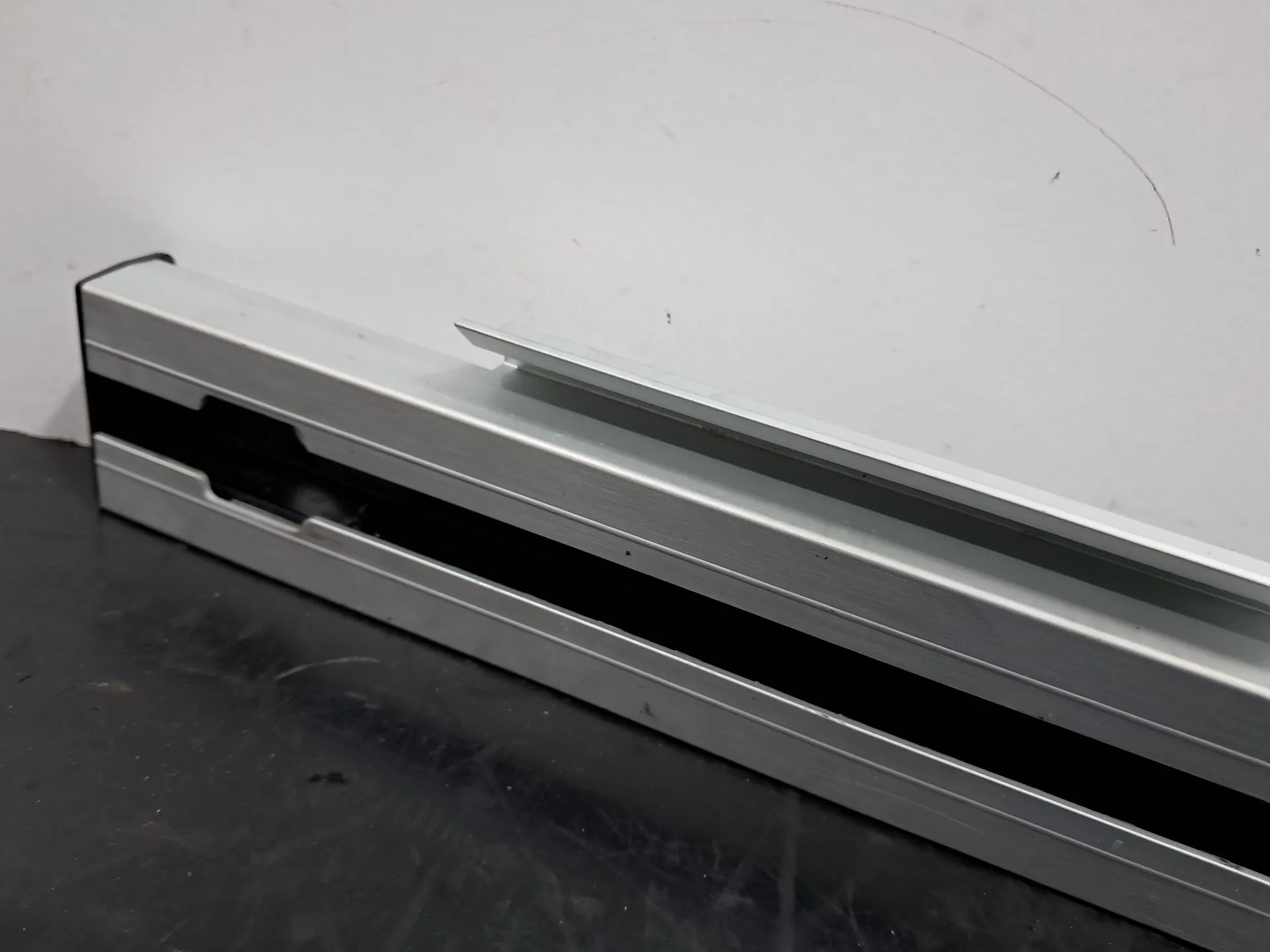 Rolete / Corrediça BMW X4 (G02, F98) Imagem-5