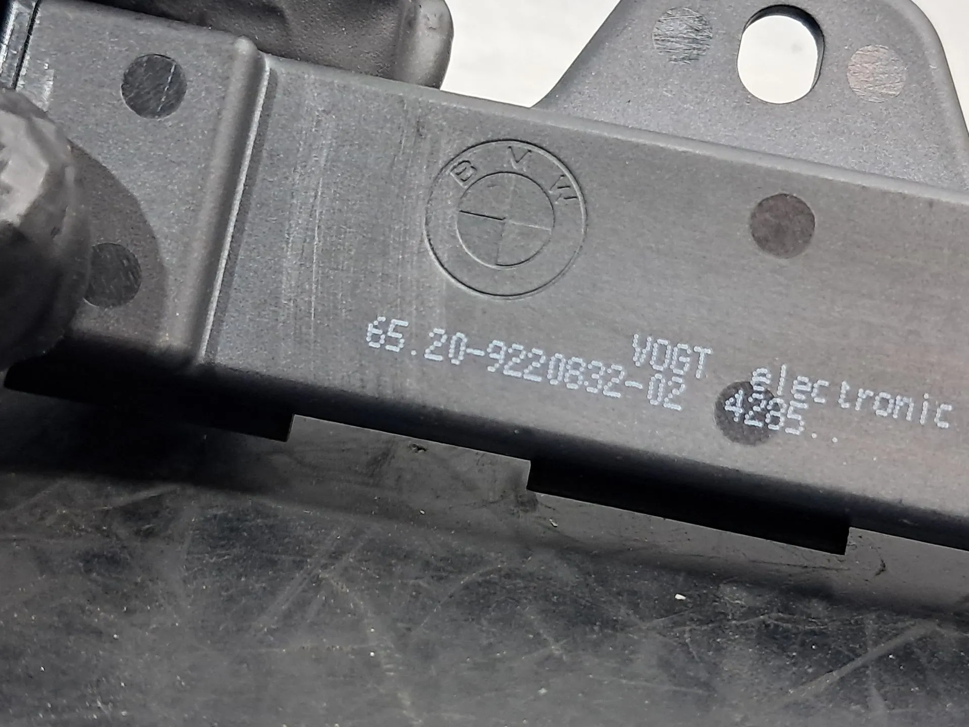 Antenne BMW X4 (G02, F98) Imagem-1