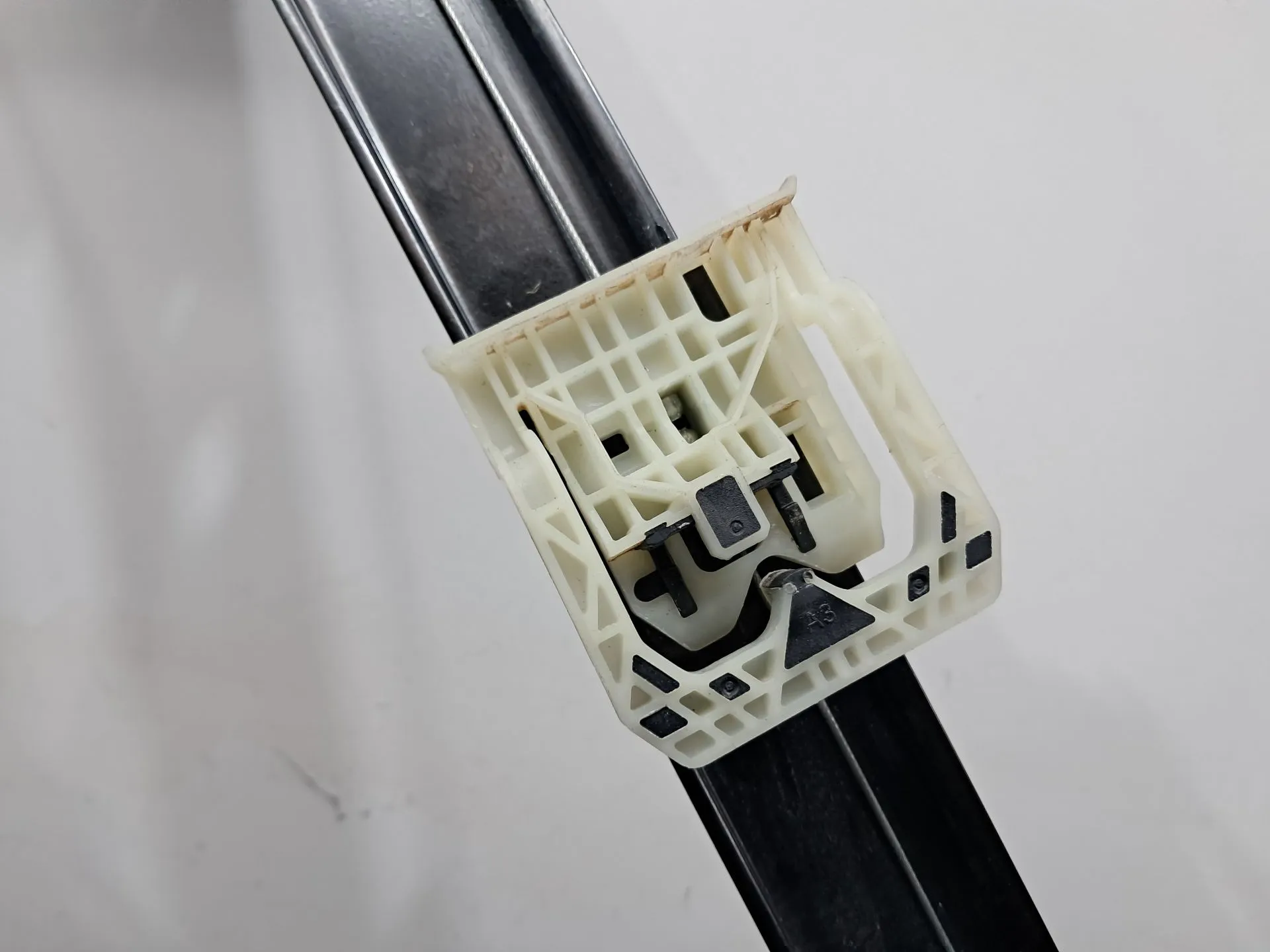 Lève-vitre avant Droite AUDI Q3 Sportback (F3N) Imagem-9