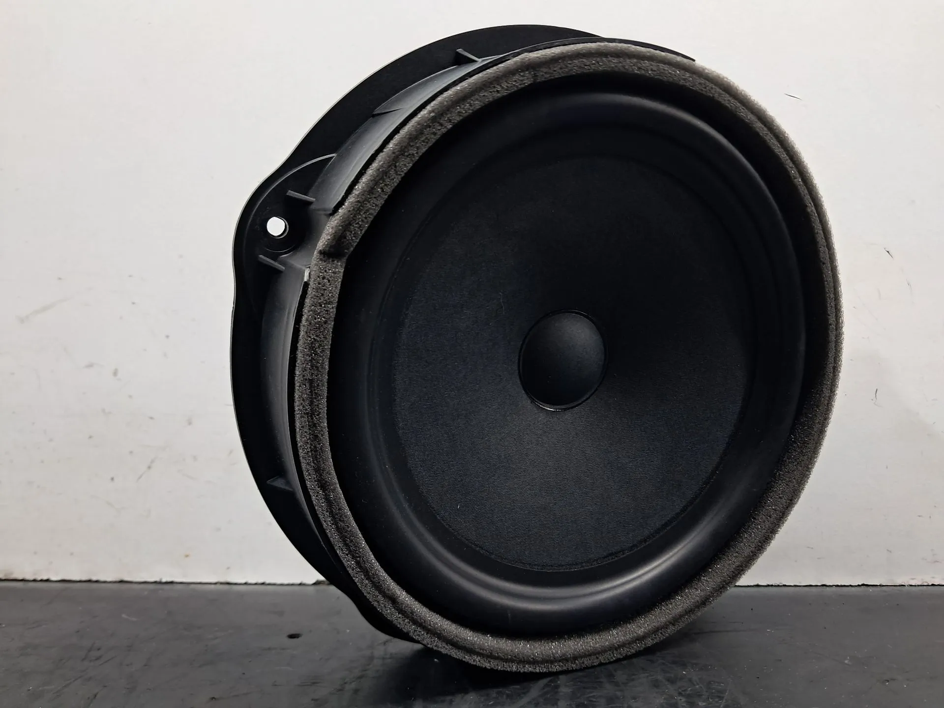 Columna de sonido AUDI Q3 Sportback (F3N)