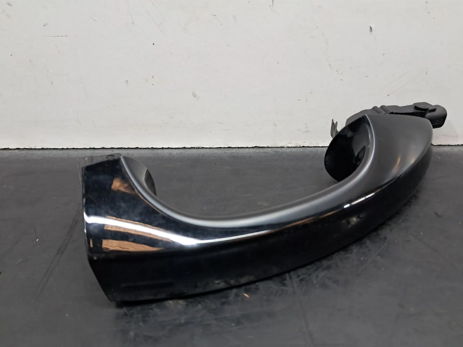 Manija puerta Delantero Derecho AUDI Q3 Sportback (F3N) Imagem-1