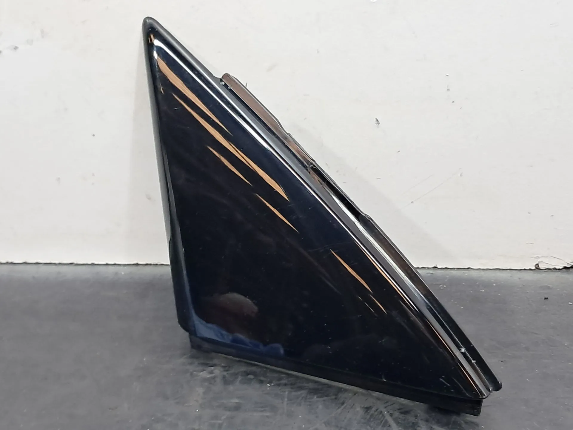 Moldura puerta delantera derecha AUDI Q3 Sportback (F3N)