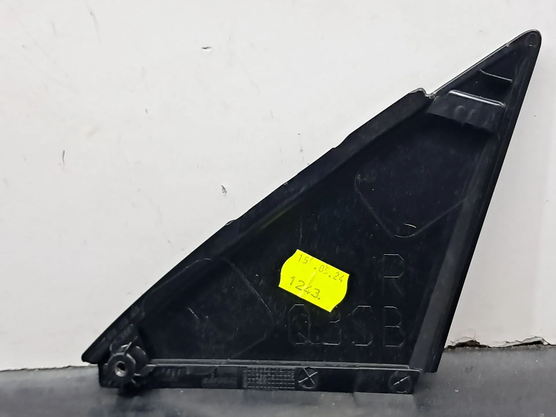 Moulure de porte avant Droite AUDI Q3 Sportback (F3N) Imagem-2