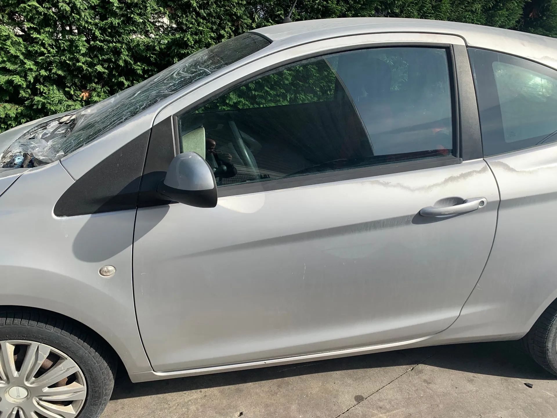 Porta frente esquerda FORD Ka (RU8)