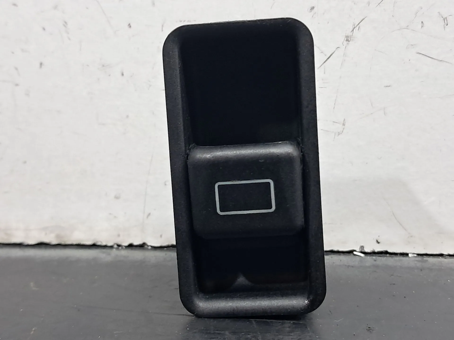 Botão / interruptor teto de abrir MERCEDES-BENZ Classe C (W202) Imagem-1