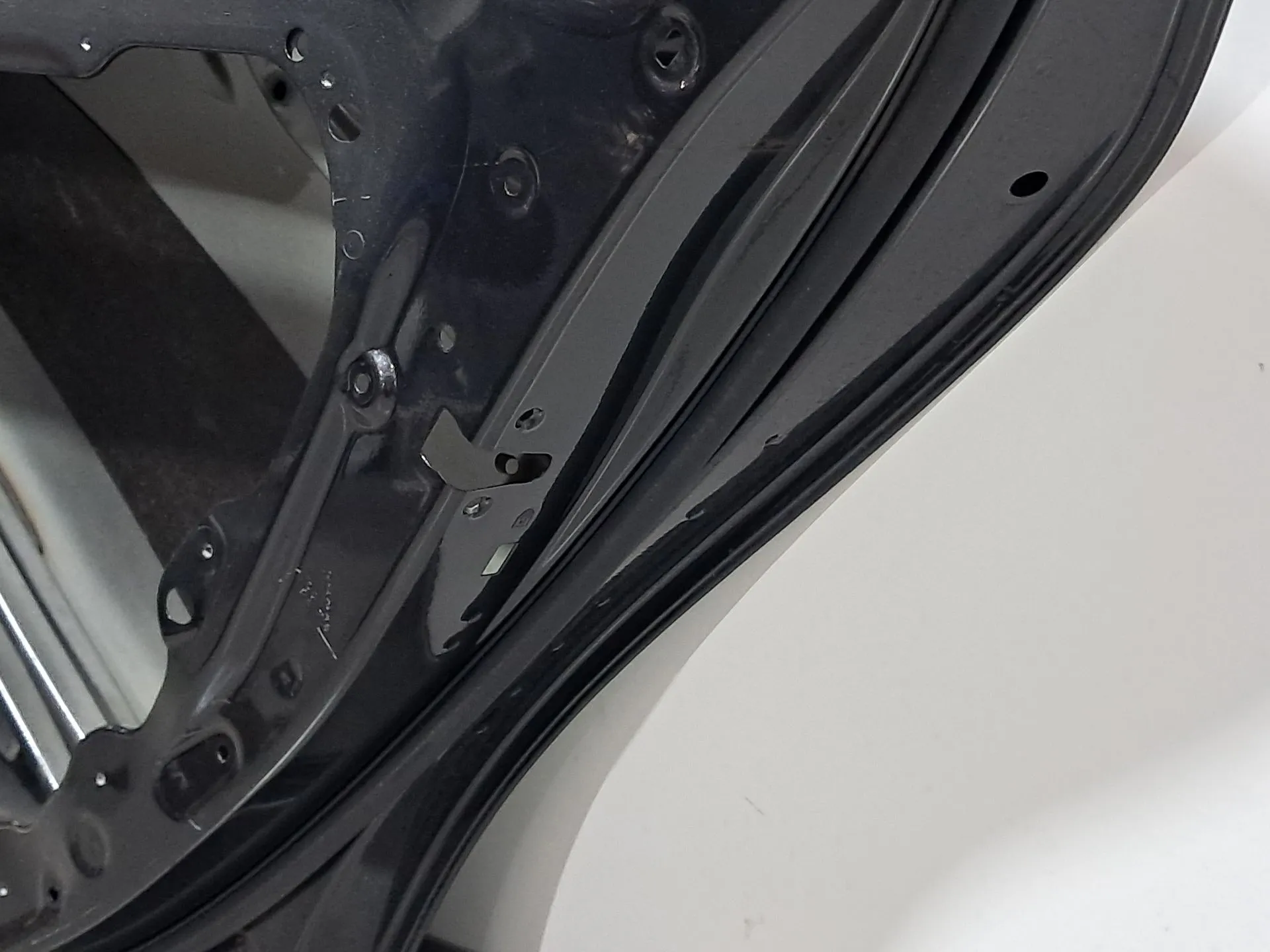 Porta trás direita MERCEDES-BENZ Classe C (W206) Imagem-8