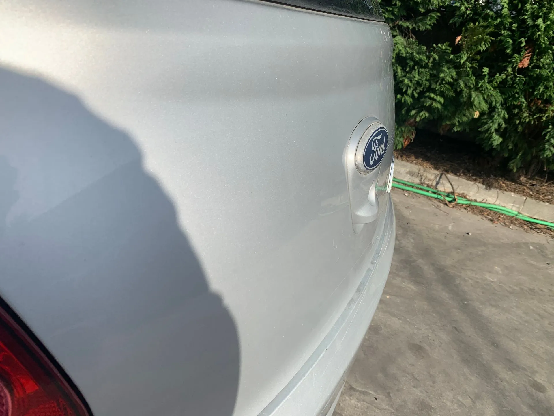 Porta / tampa da mala FORD Ka (RU8) Imagem-1