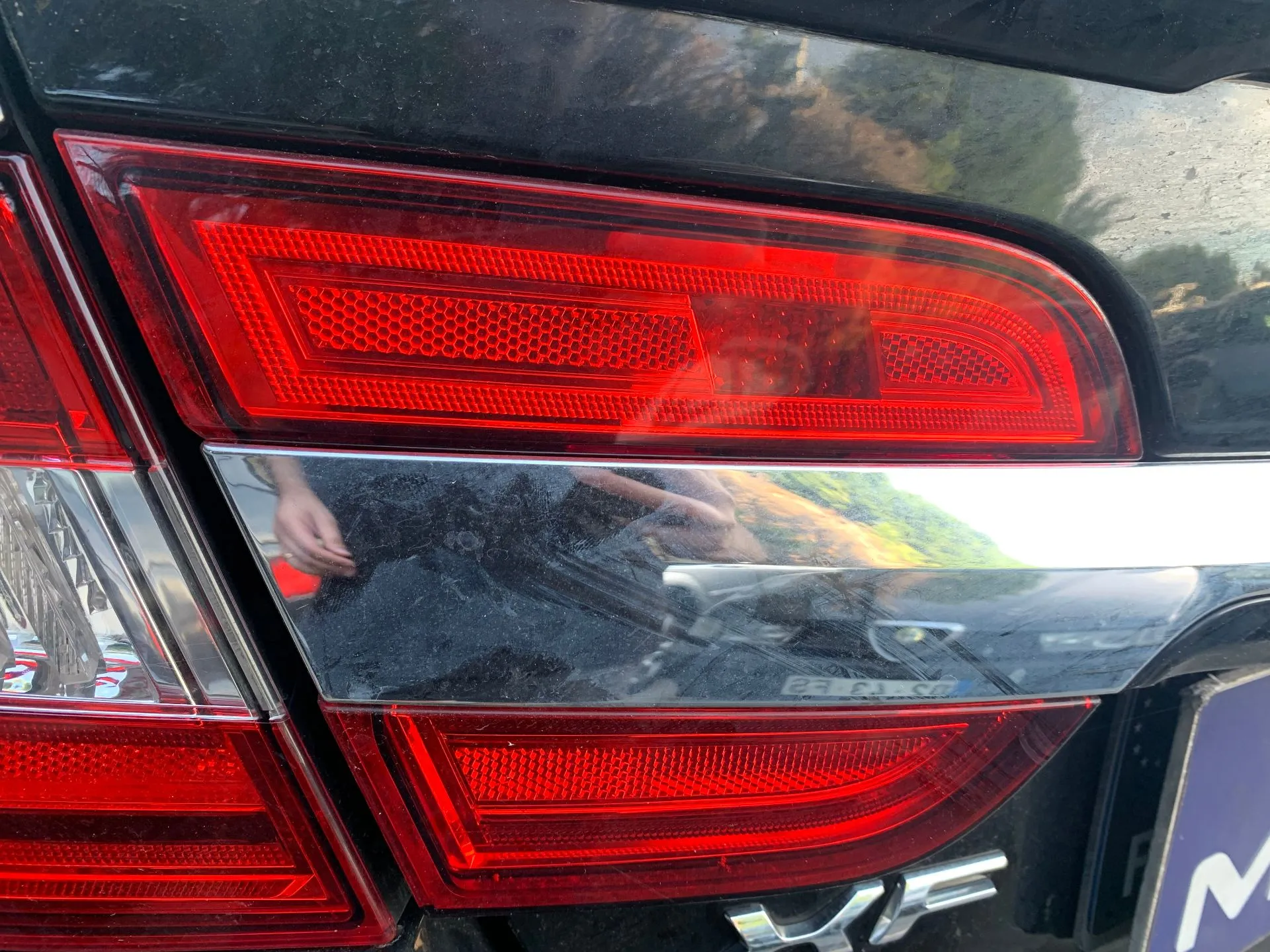 Left Tailgate light  JAGUAR XF (X250)