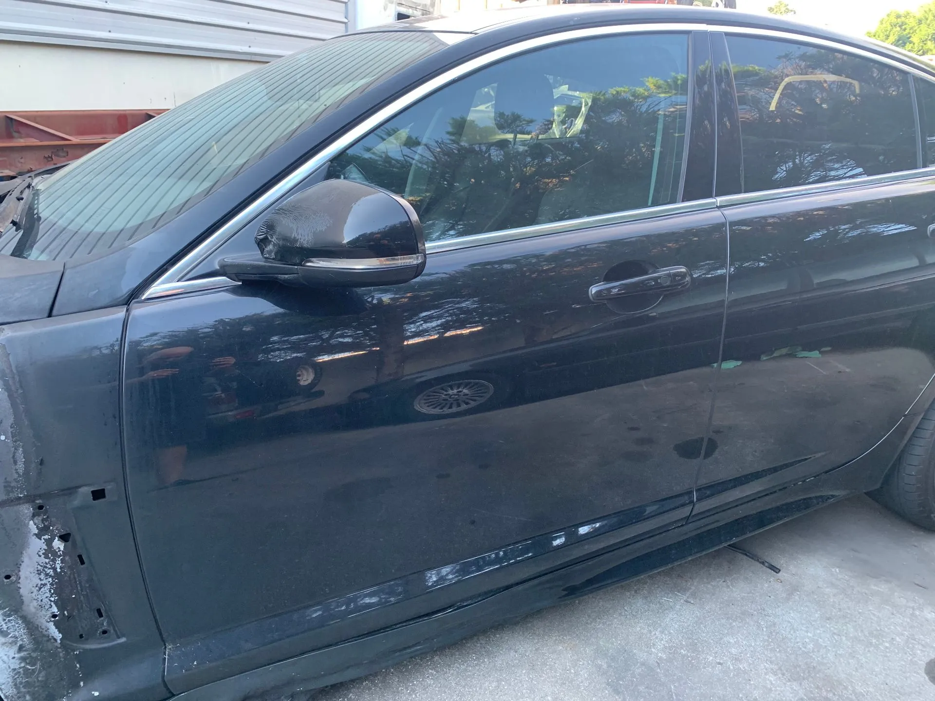Left front Door JAGUAR XF (X250)
