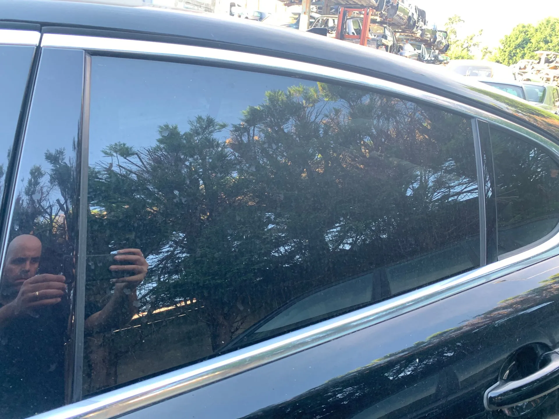 Left rear door glass JAGUAR XF (X250)