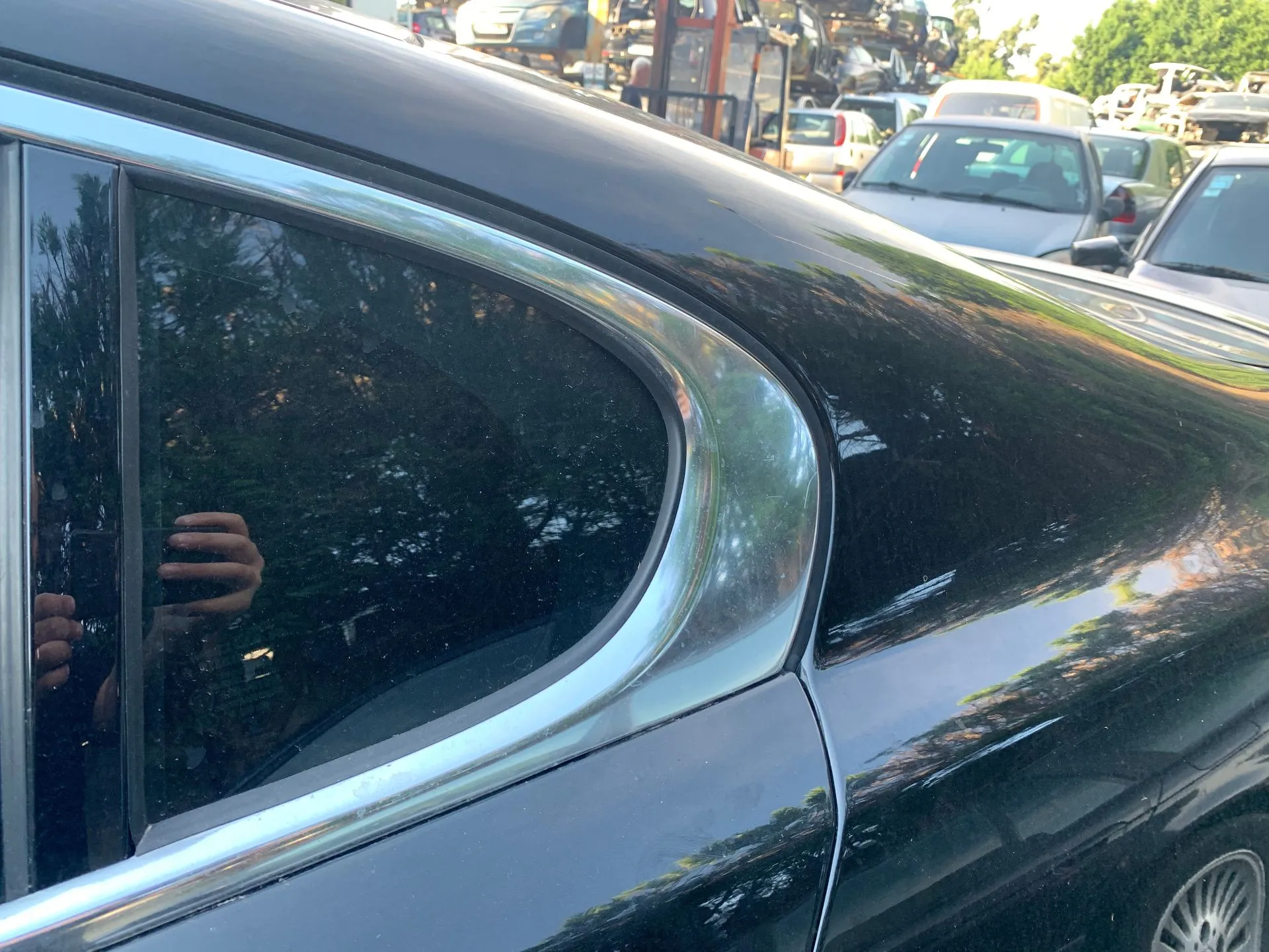 Left rear triangle window JAGUAR XF (X250)