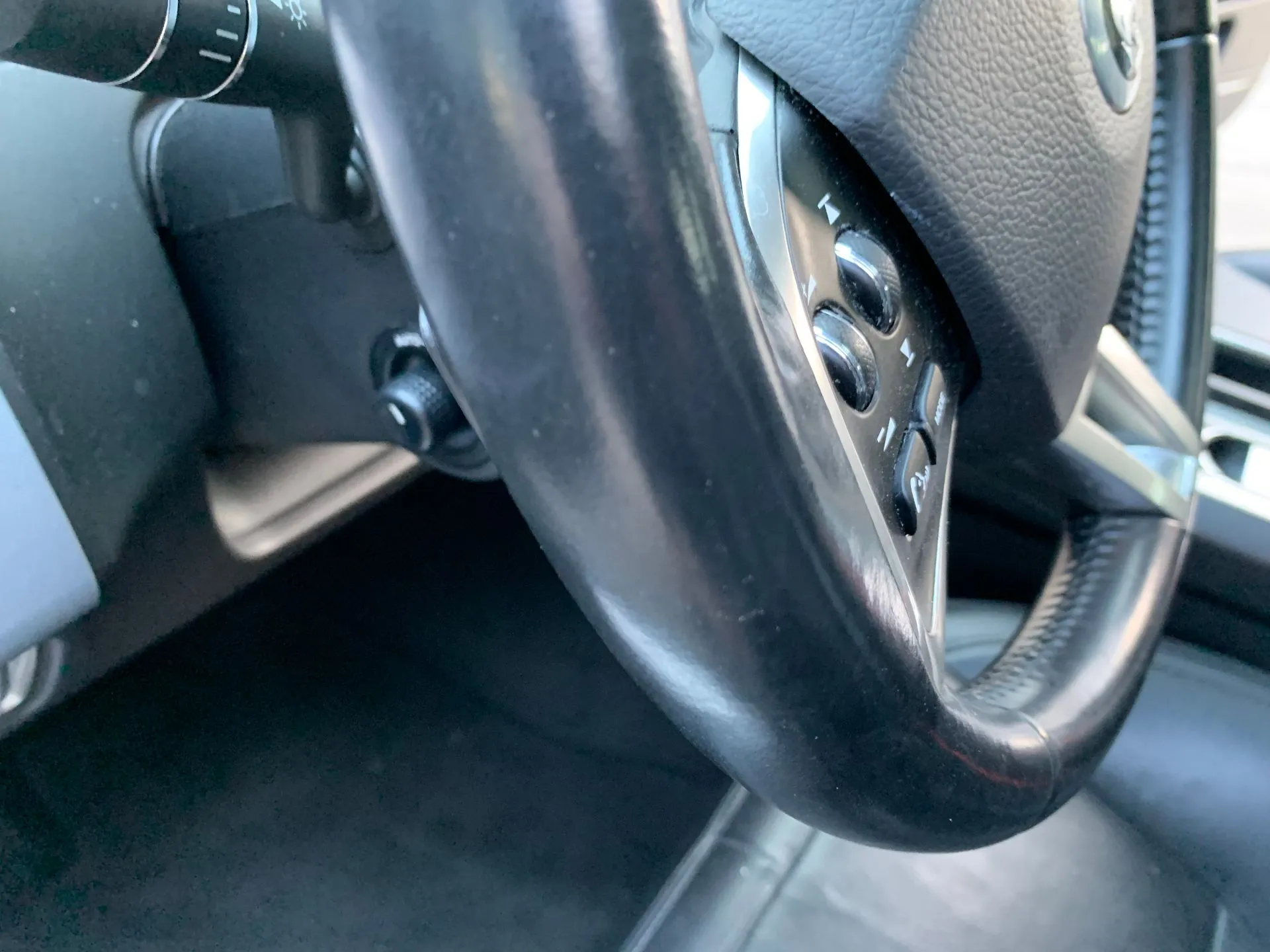 Steering wheel JAGUAR XF (X250) Imagem-2