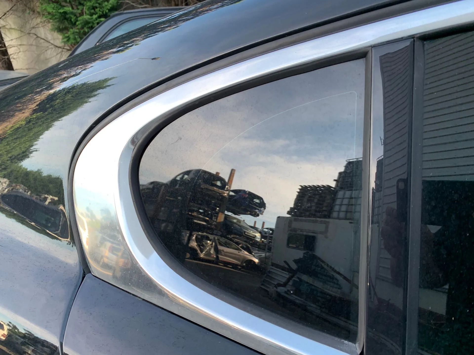 Right rear triangle window JAGUAR XF (X250)