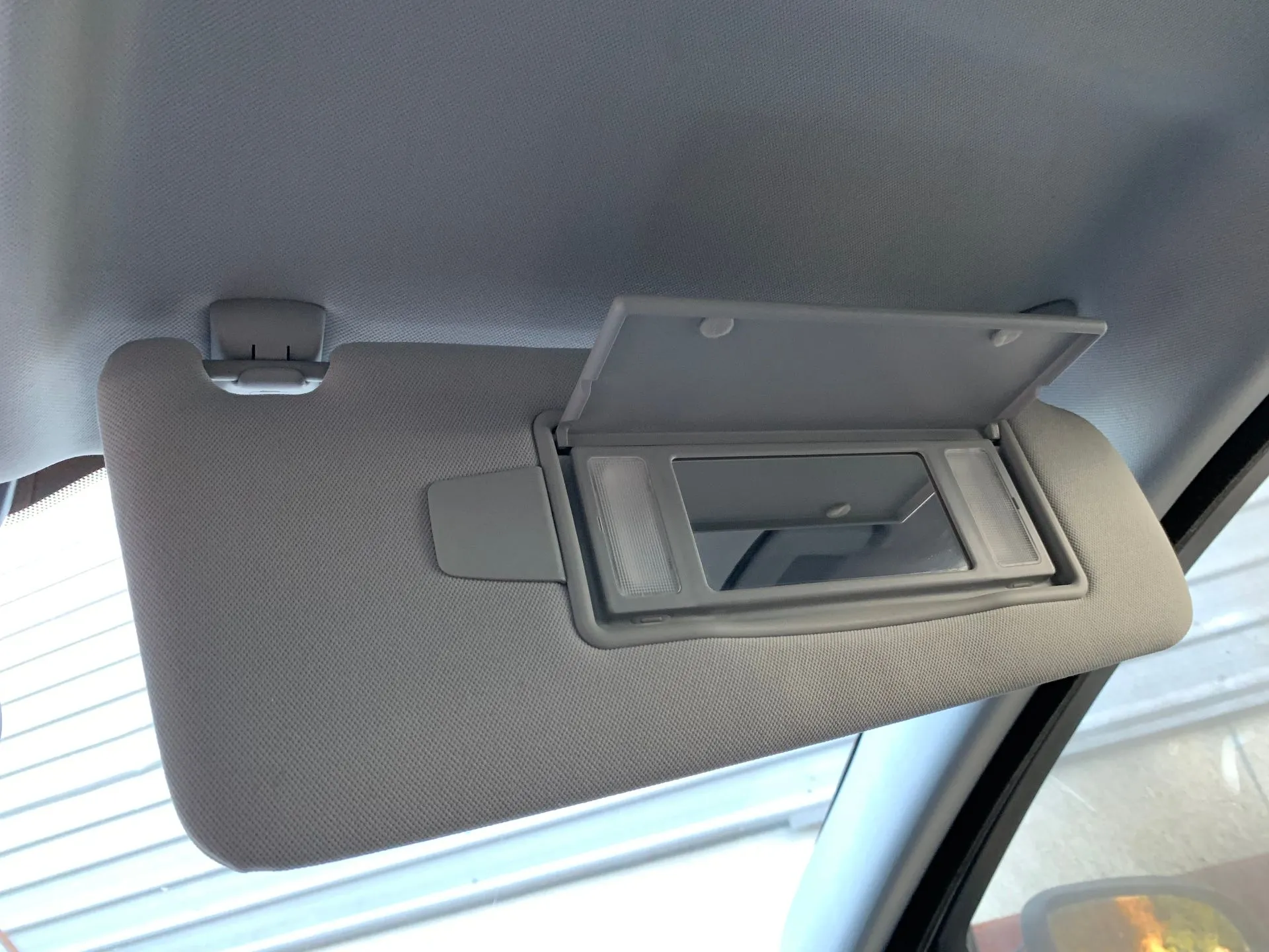 Right Sun Visor JAGUAR XF (X250) Imagem-1