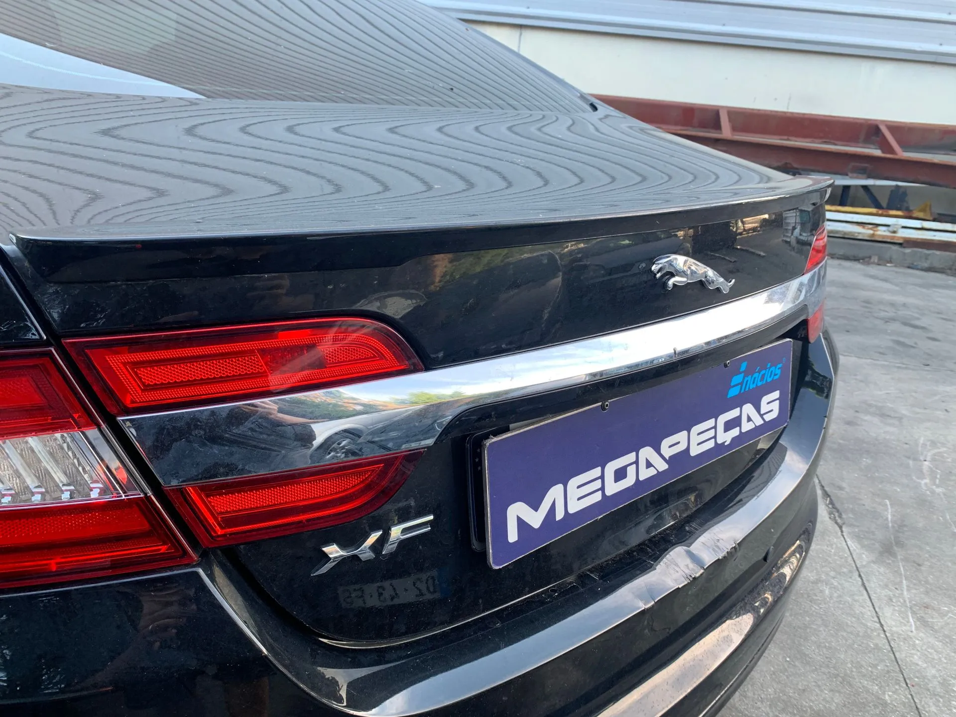 Tailgate / Trunk lid JAGUAR XF (X250) Imagem-2