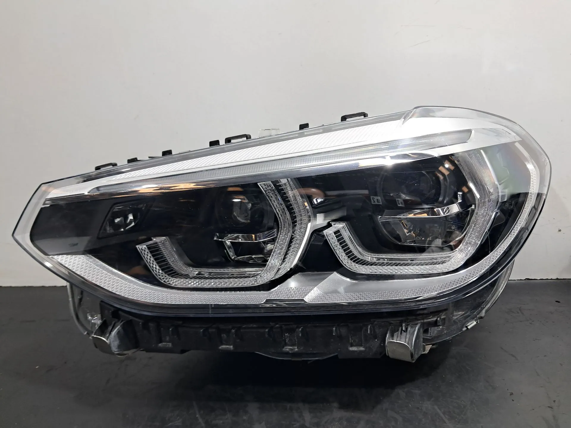 Phare avant gauche BMW X4 (G02, F98)