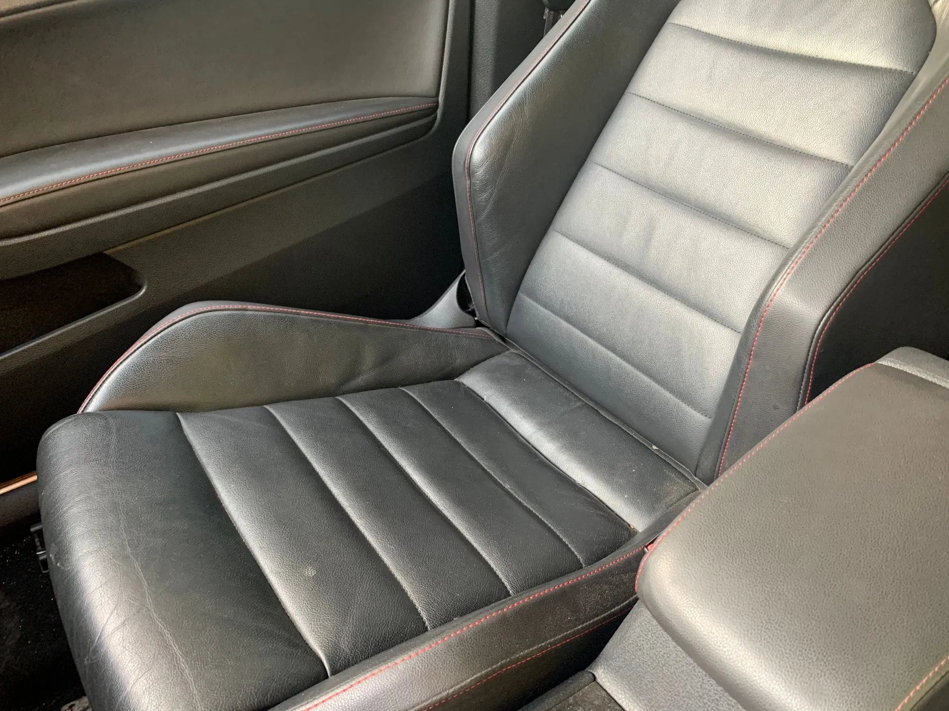 Conjunto de bancos VOLKSWAGEN Golf VII (5G1, BQ1, BE1, BE2) Imagem-5