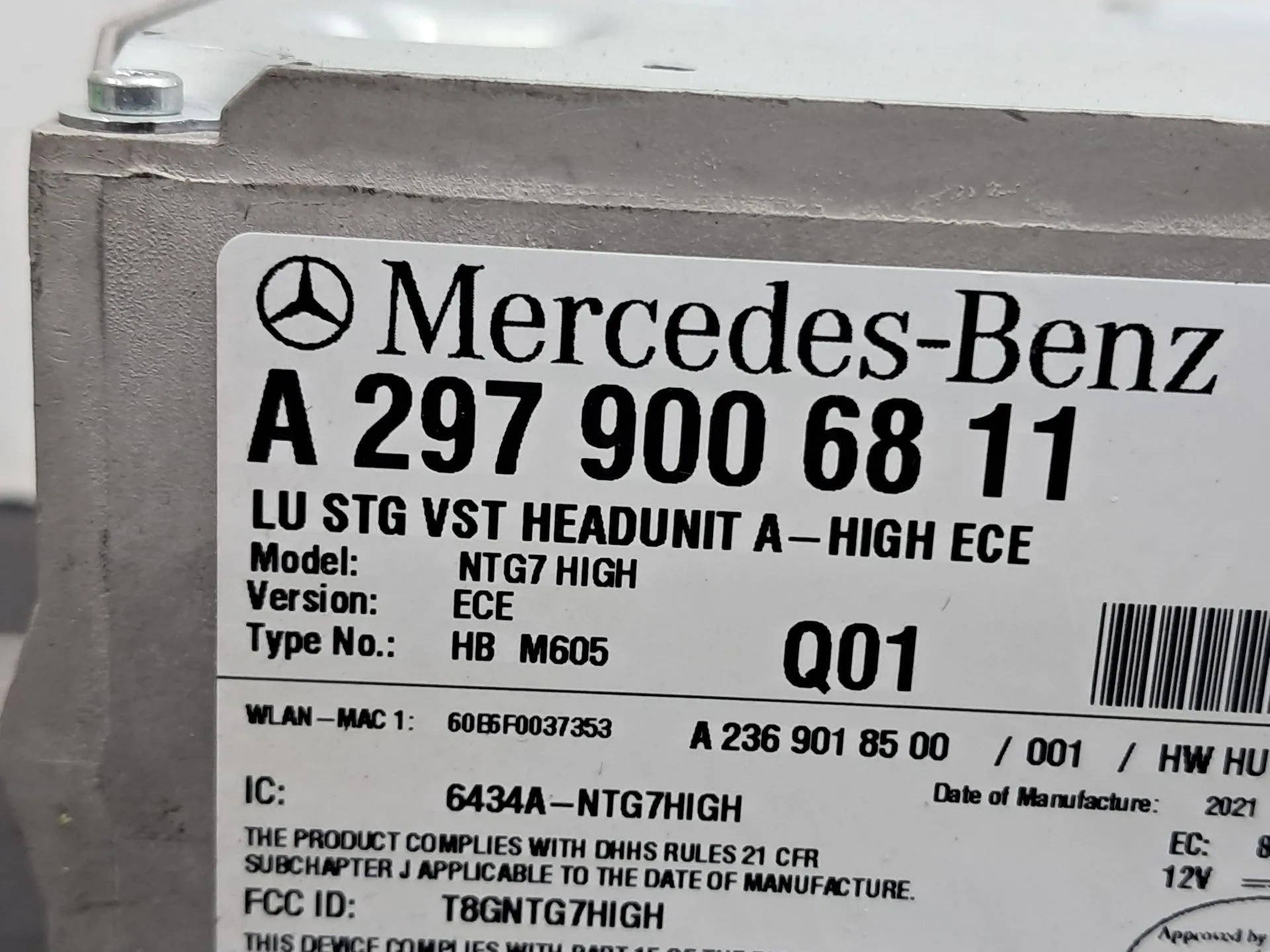 Rádio / auto-rádio MERCEDES-BENZ Classe C (W206) Imagem-2