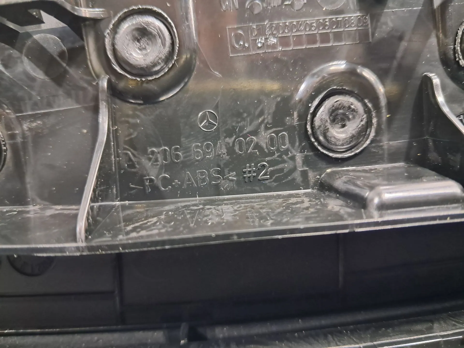 Tampa / cobertura genérica MERCEDES-BENZ Classe C (W206) Imagem-6