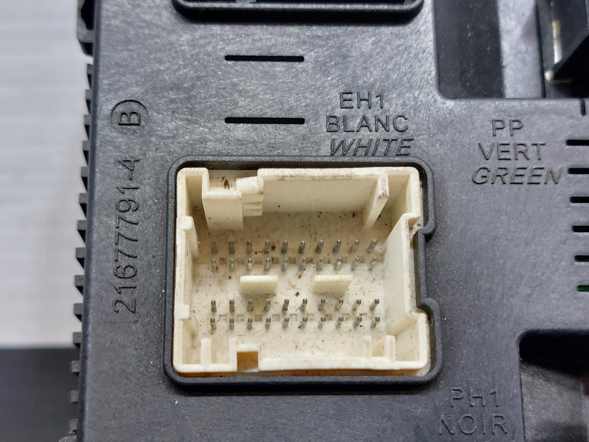 Fuse box / SAM / BSI CITROËN C4 I (LC_) Imagem-2