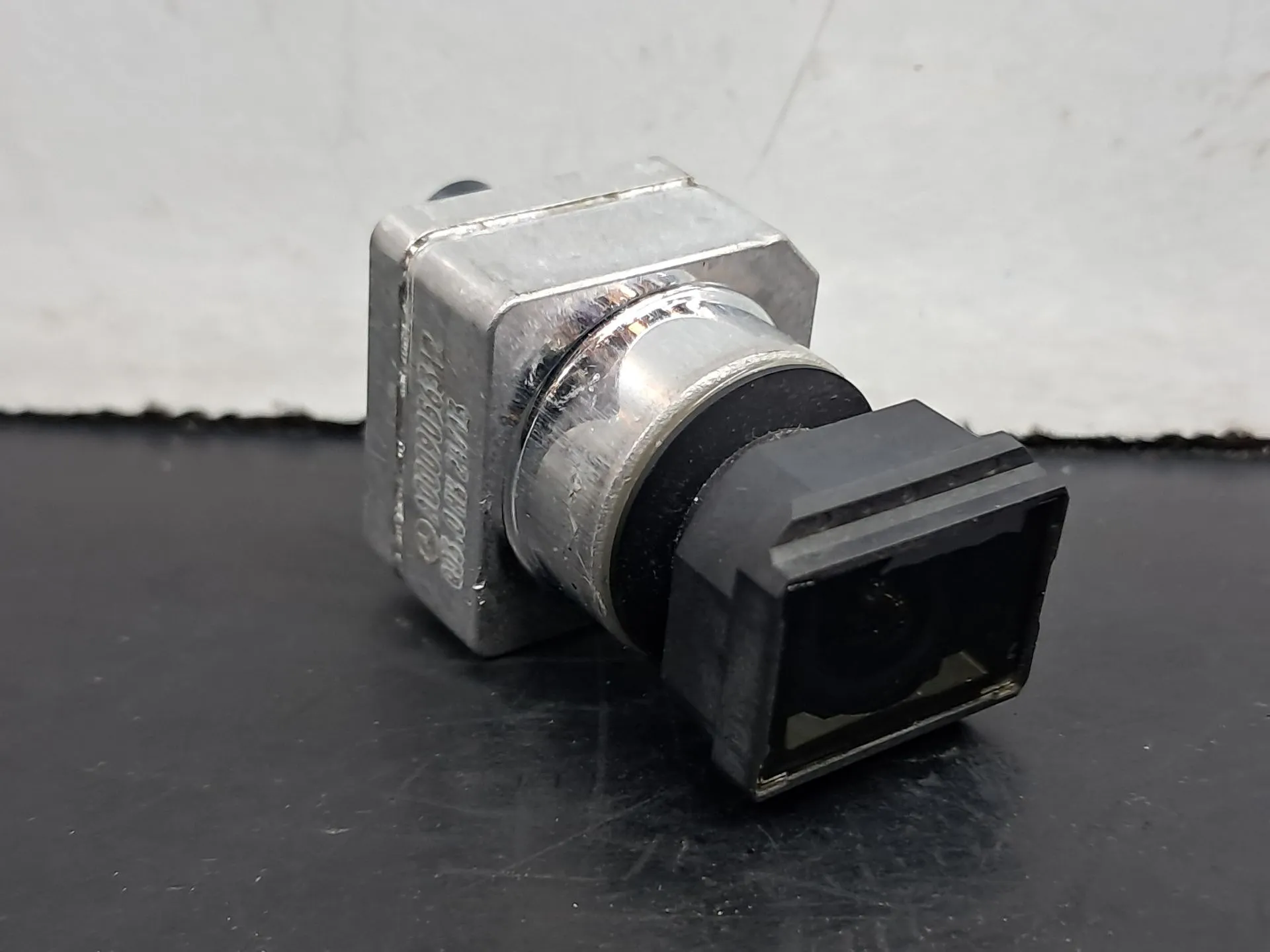 Câmera frontal MERCEDES-BENZ Classe C (W206)