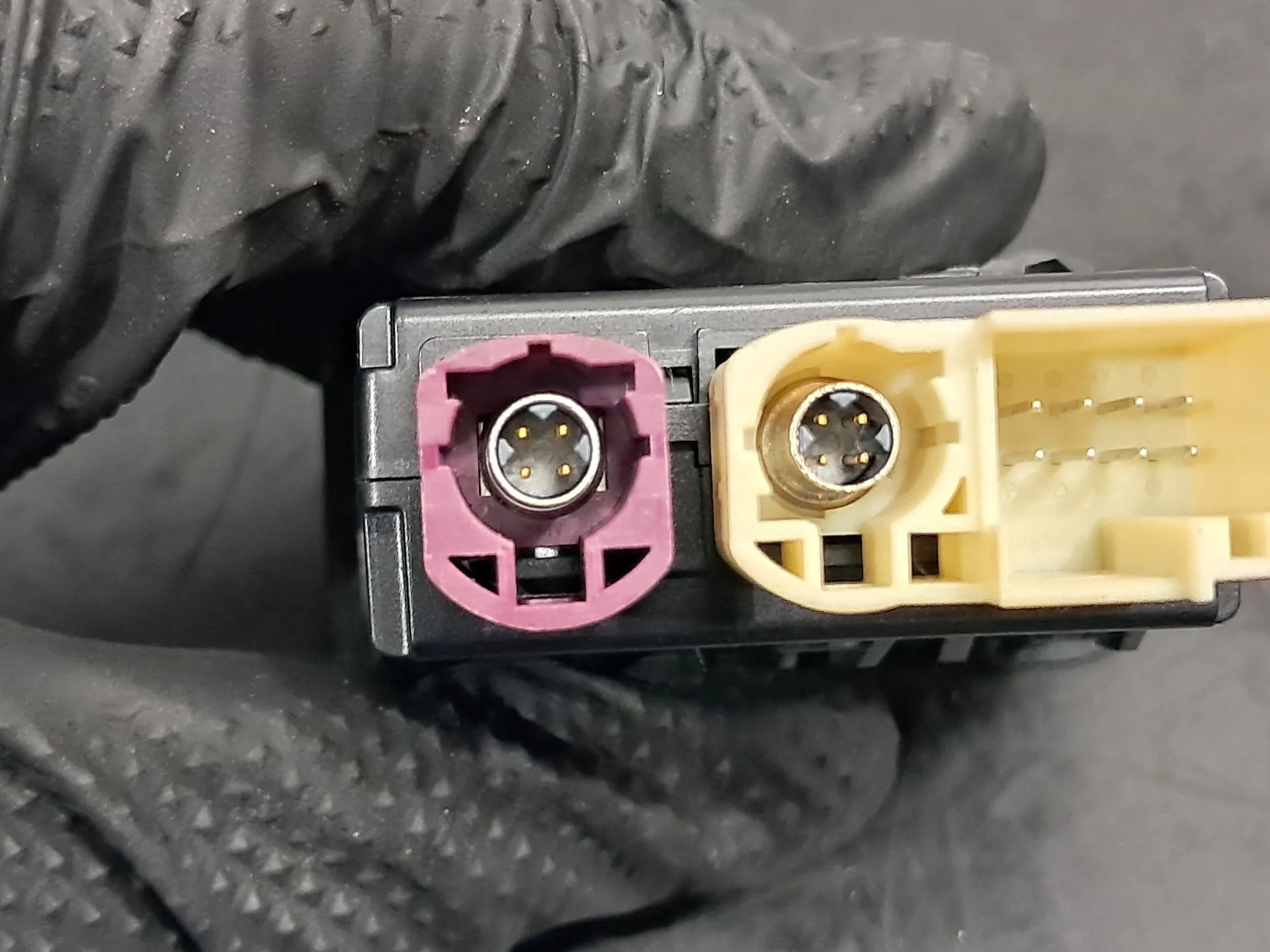 Módulo USB / AUX / IPOD MERCEDES-BENZ Classe C (W206) Imagem-4