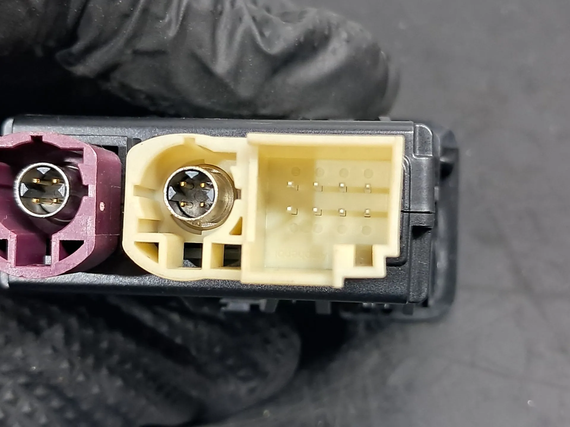 Módulo USB / AUX / IPOD MERCEDES-BENZ Classe C (W206) Imagem-5