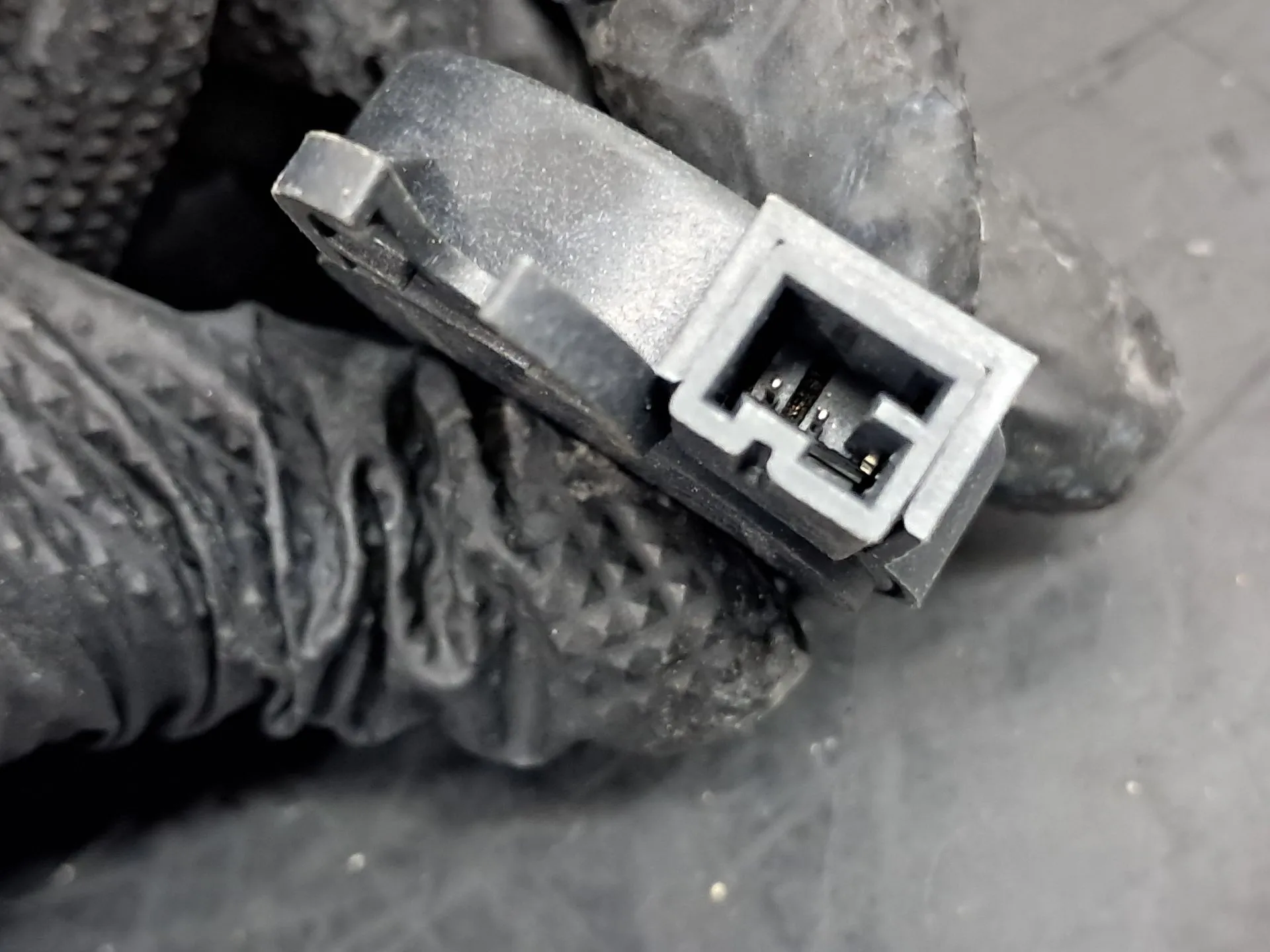 Besouro MERCEDES-BENZ Classe C (W206) Imagem-3