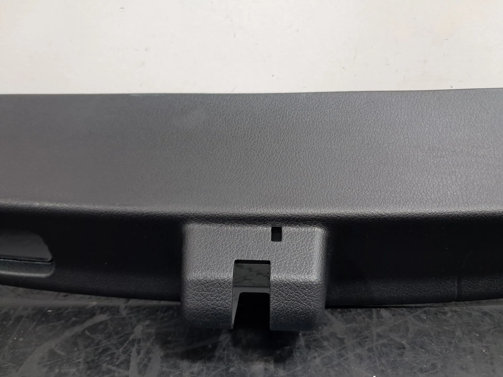 Tampa / cobertura genérica MERCEDES-BENZ Classe C (W206) Imagem-4