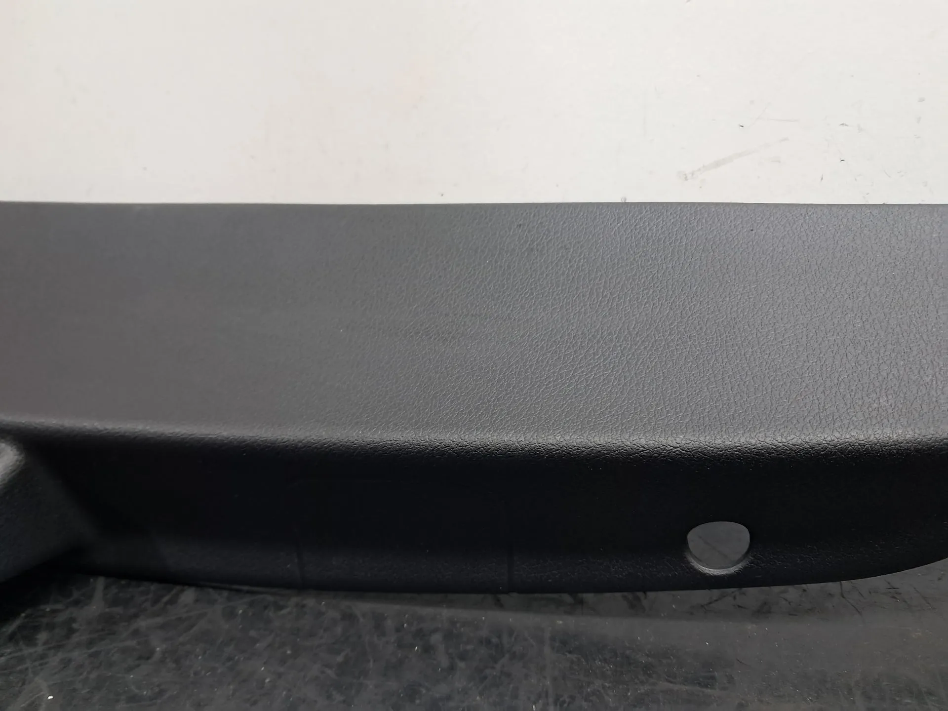 Tampa / cobertura genérica MERCEDES-BENZ Classe C (W206) Imagem-5