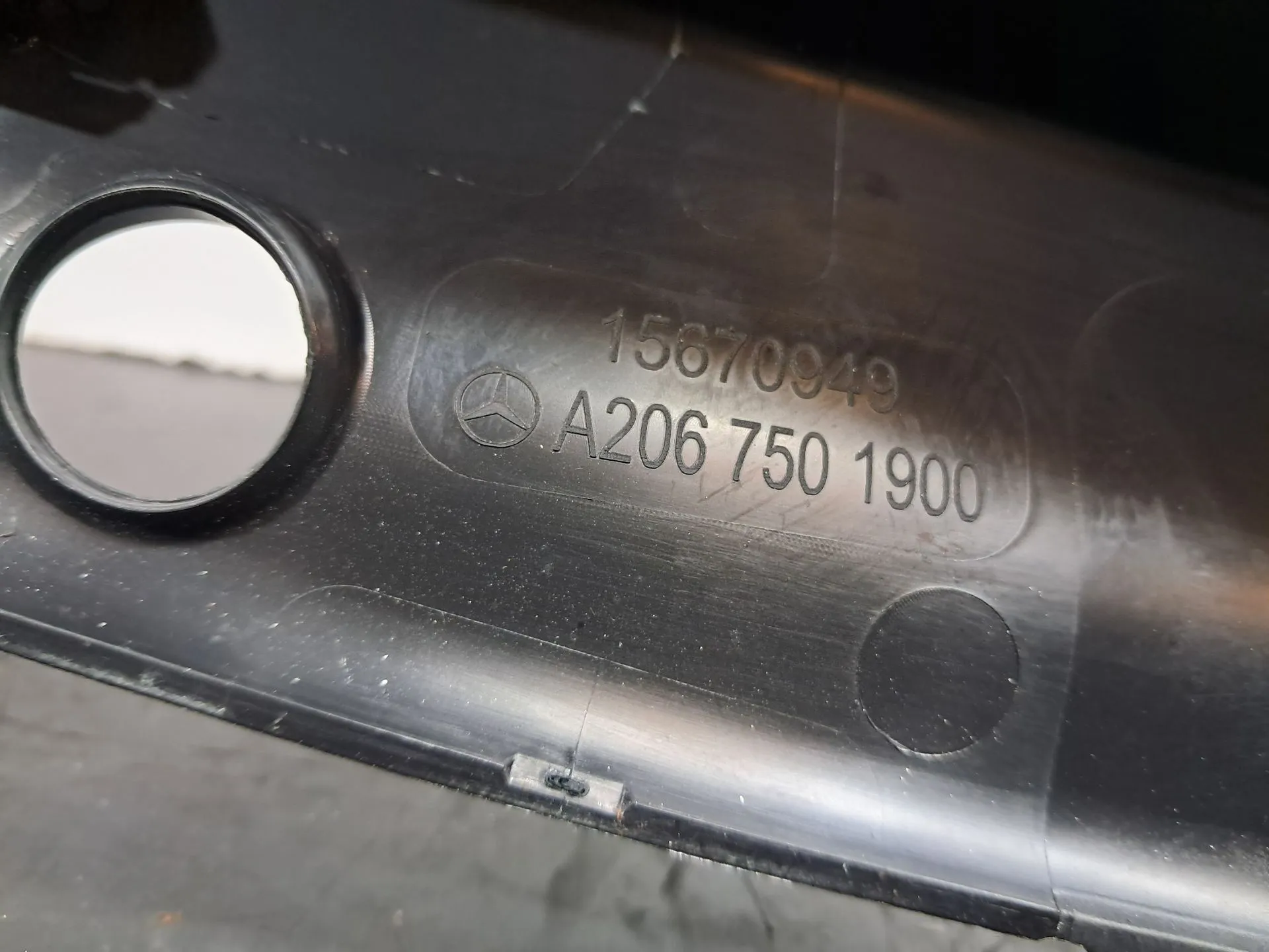 Tampa / cobertura genérica MERCEDES-BENZ Classe C (W206) Imagem-11