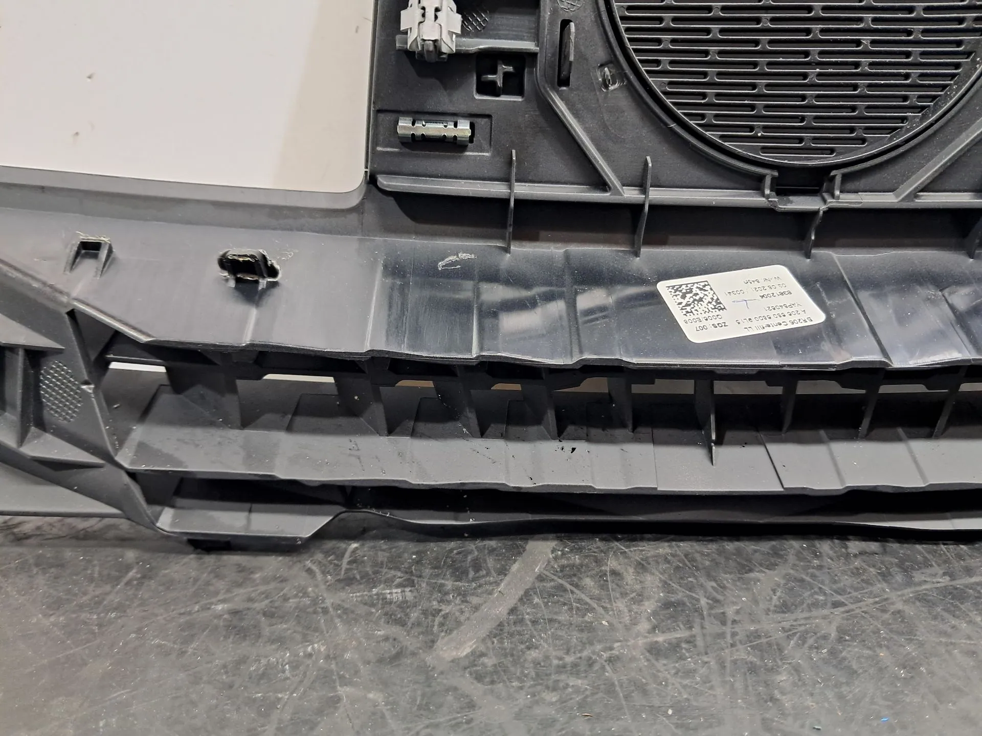 Tampa / cobertura genérica MERCEDES-BENZ Classe C (W206) Imagem-6