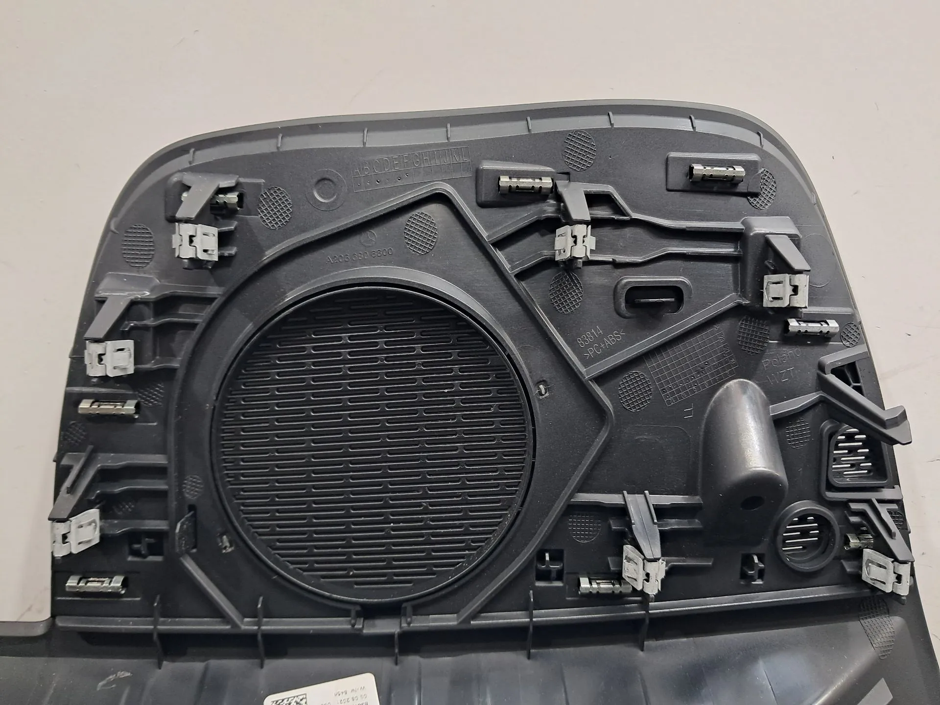 Tampa / cobertura genérica MERCEDES-BENZ Classe C (W206) Imagem-8