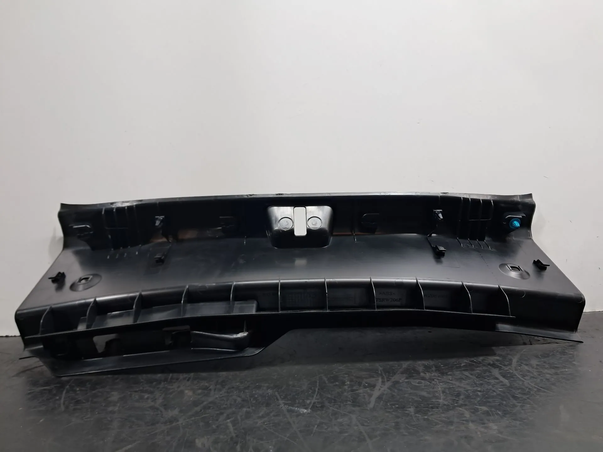 Tampa / cobertura genérica MERCEDES-BENZ Classe C (W206) Imagem-5