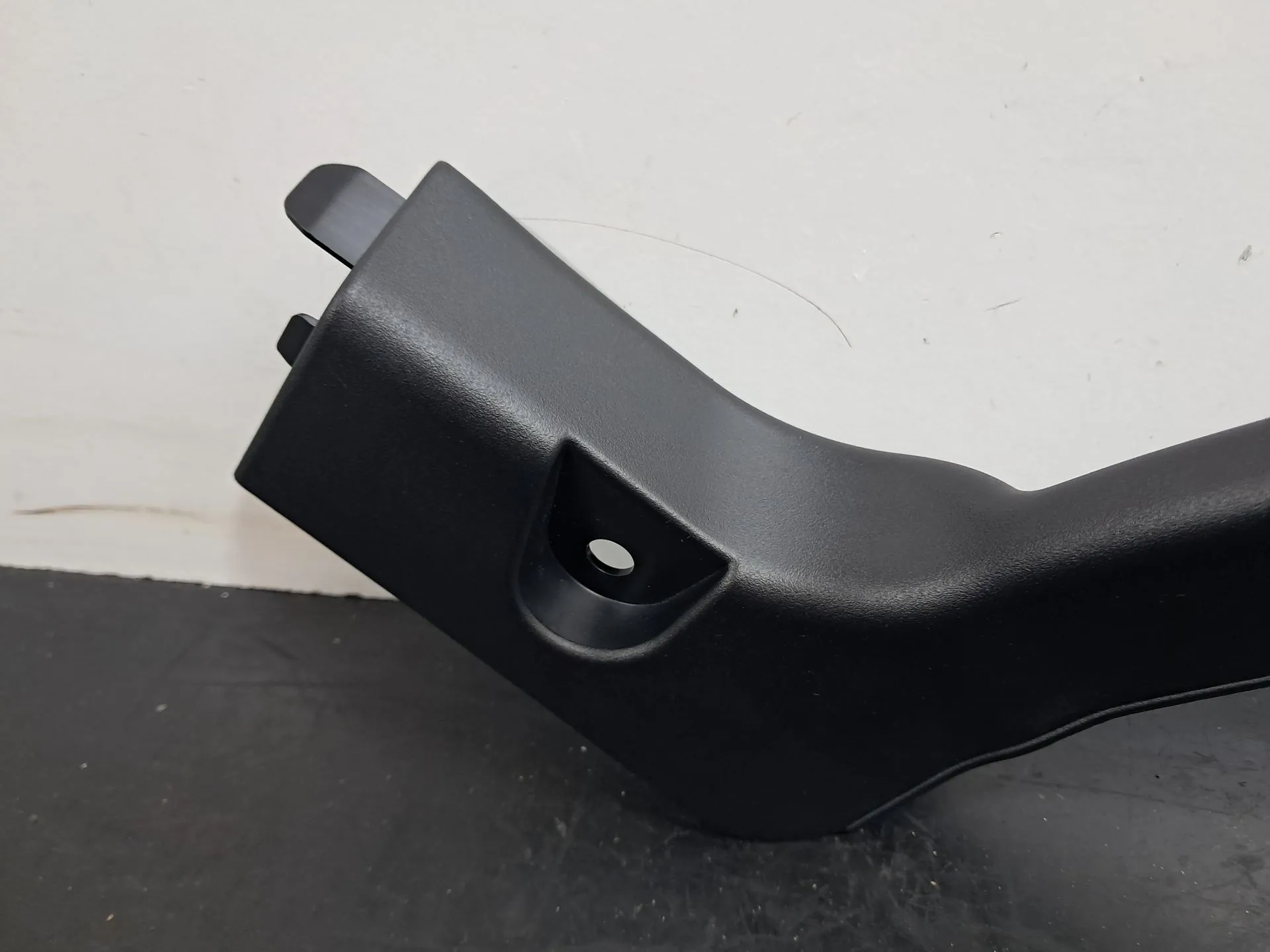 Tampa / cobertura genérica MERCEDES-BENZ Classe C (W206) Imagem-1