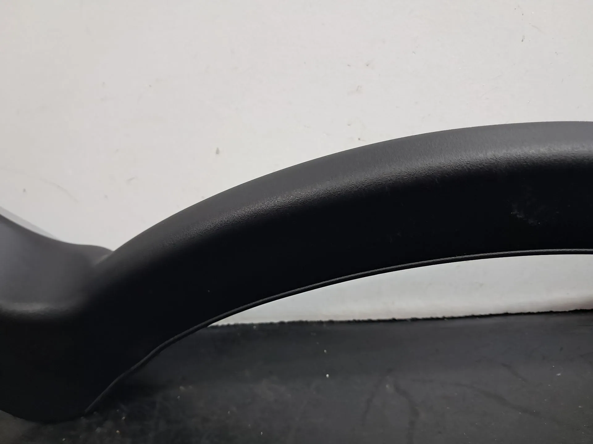 Tampa / cobertura genérica MERCEDES-BENZ Classe C (W206) Imagem-2