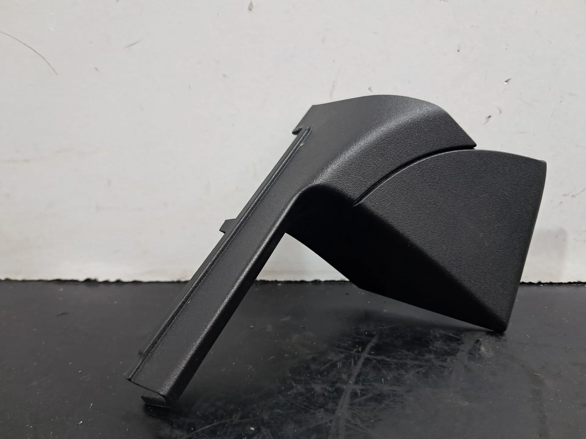 Tampa / cobertura genérica MERCEDES-BENZ Classe C (W206) Imagem-4