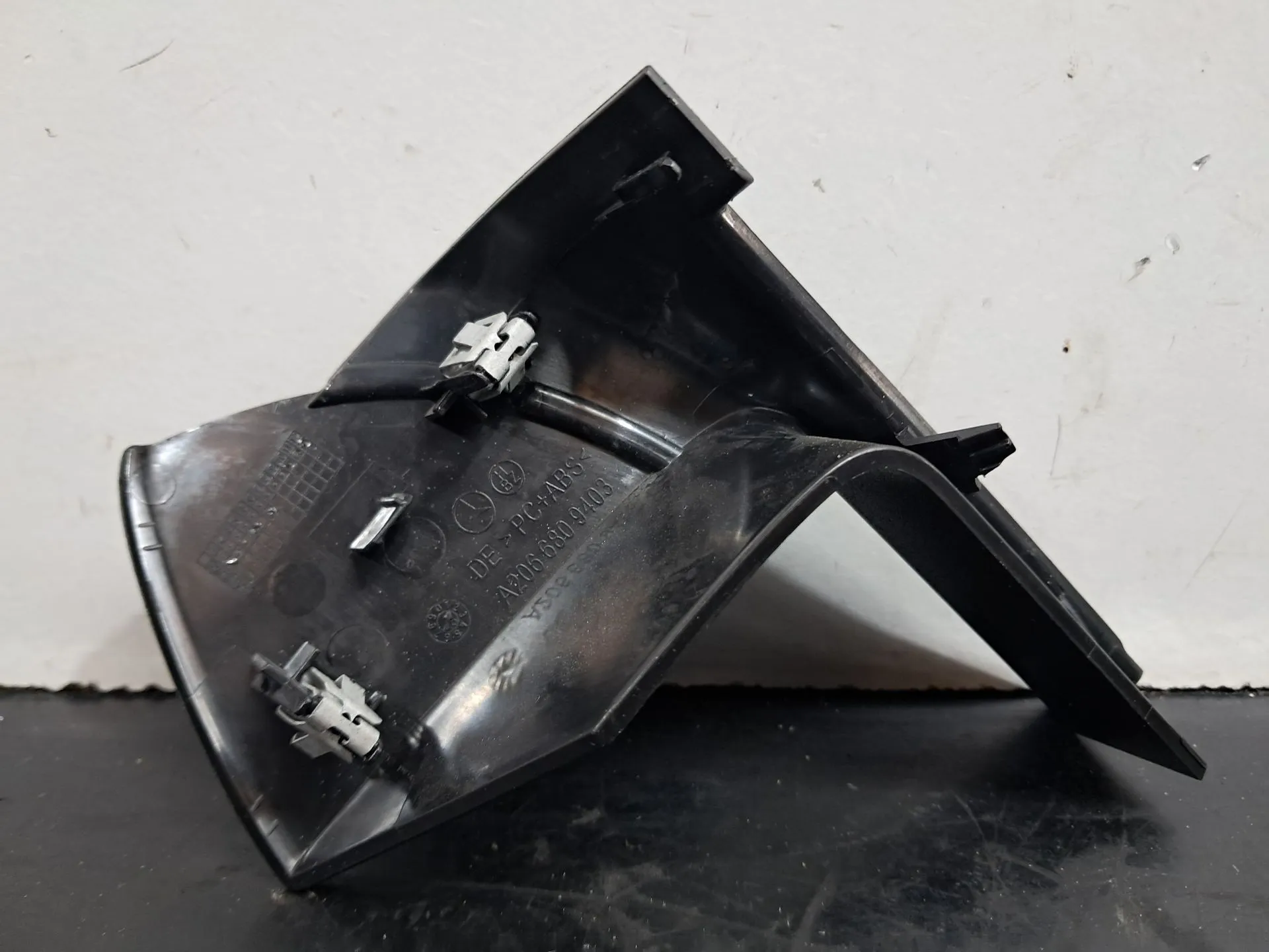 Tampa / cobertura genérica MERCEDES-BENZ Classe C (W206) Imagem-5